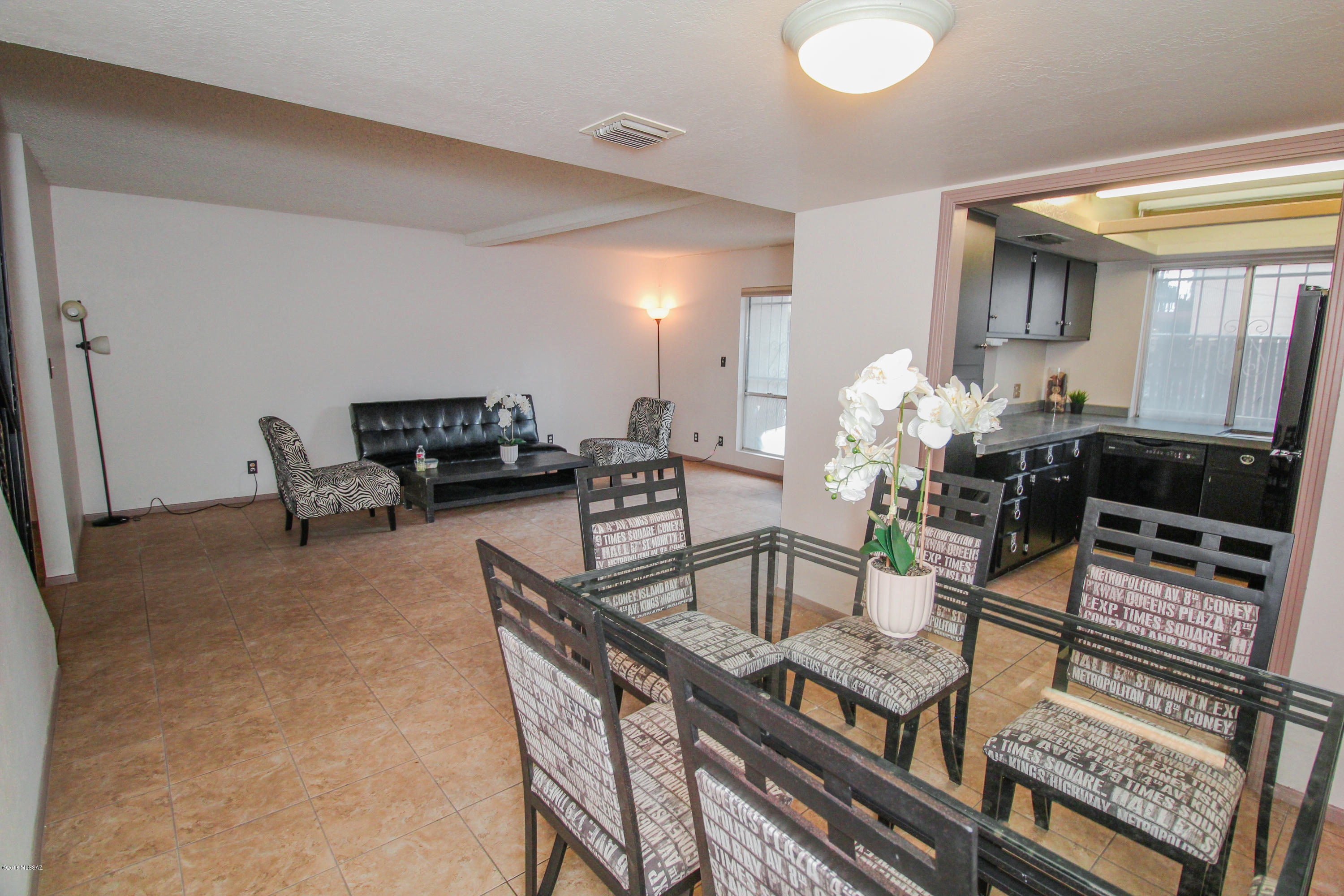 Valle Cereza (1-59) - Residential