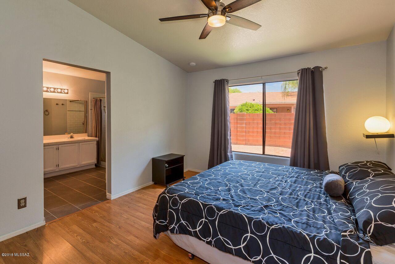 Country Club(1-221) - Residential