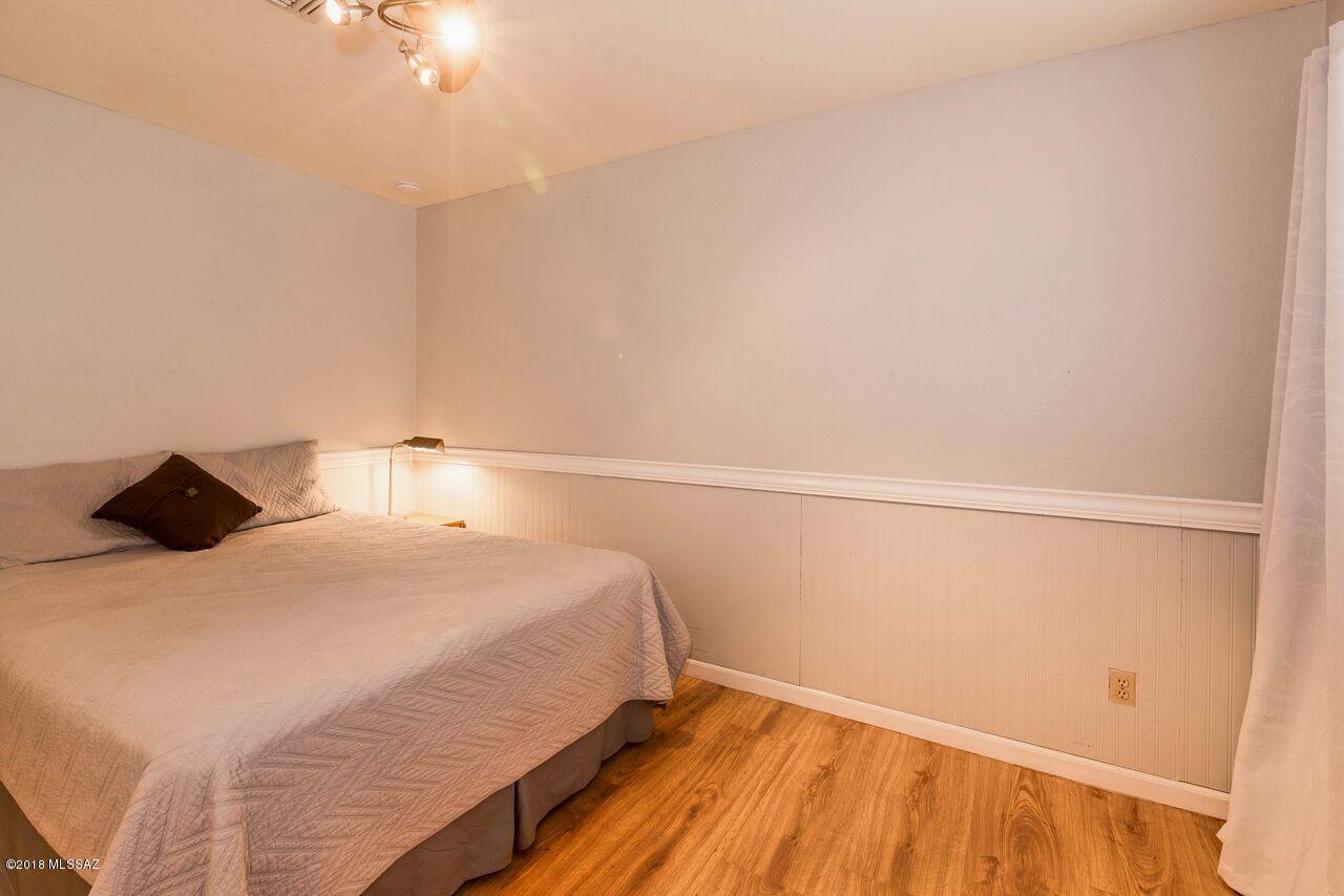 Country Club(1-221) - Residential