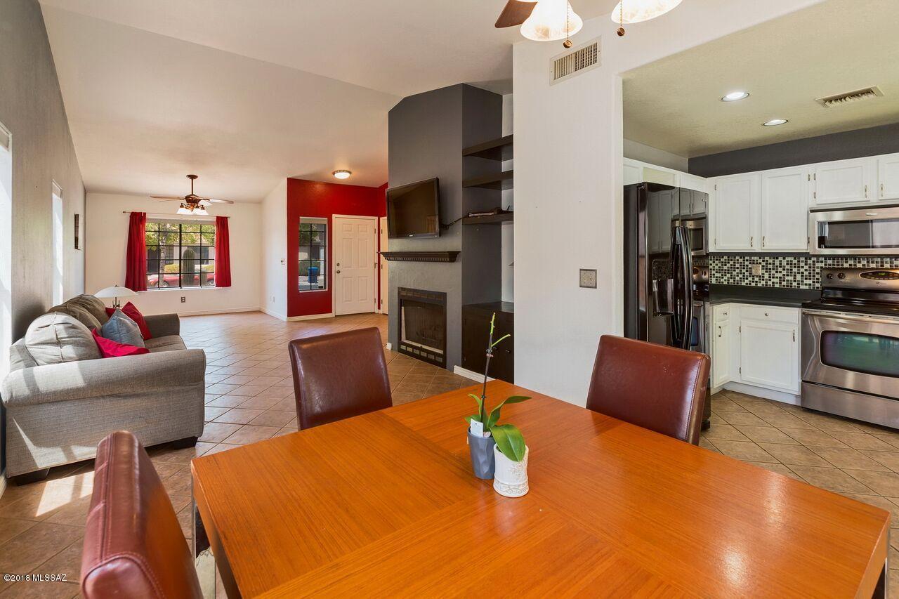 Country Club(1-221) - Residential