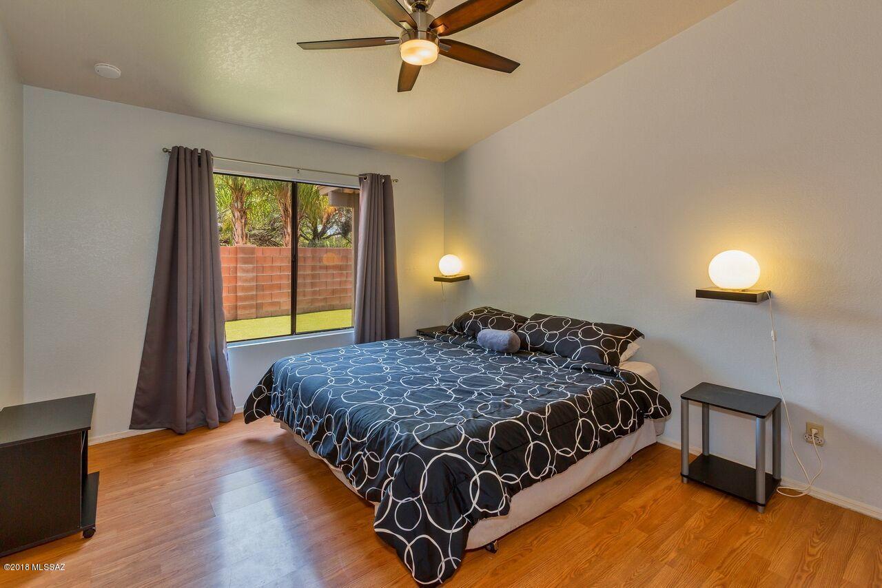 Country Club(1-221) - Residential