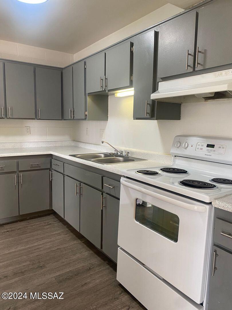 Campbell Ave. Acres - Residential Lease