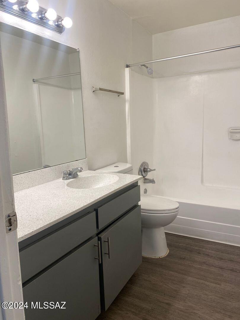 Campbell Ave. Acres - Residential Lease