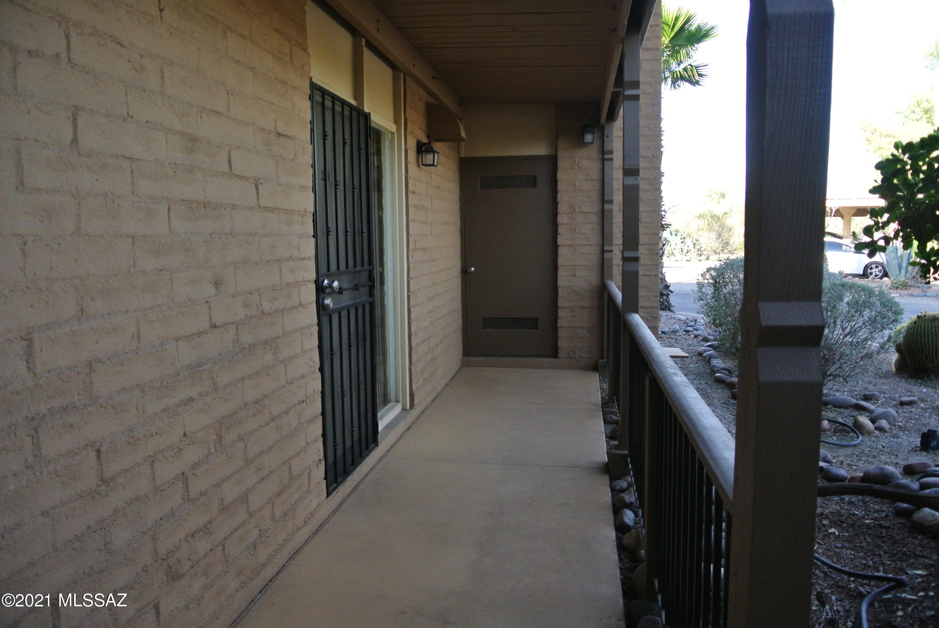 Cancha Del Golf - Residential