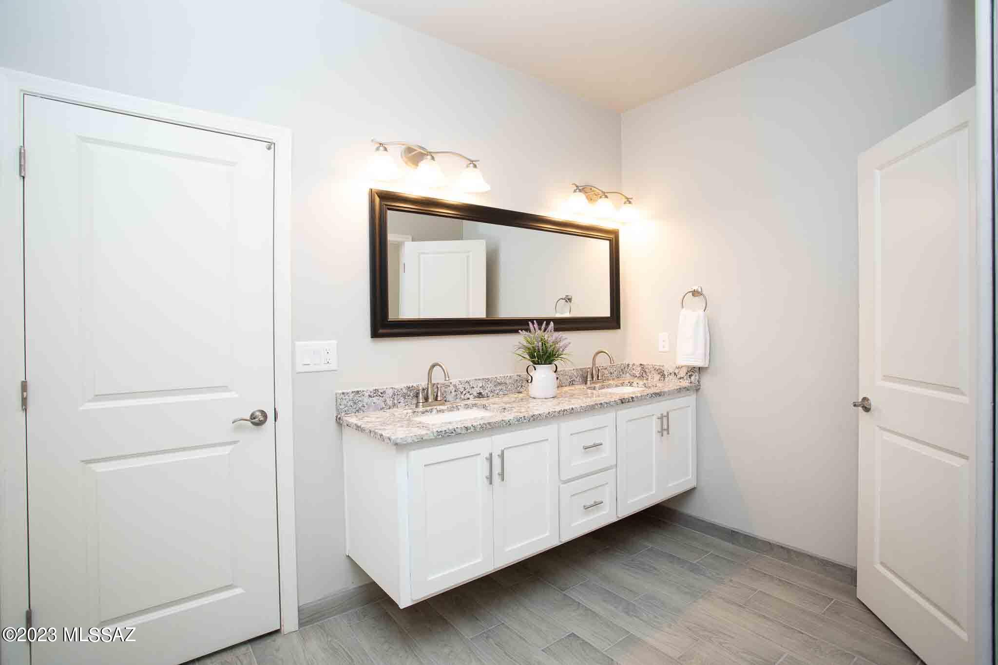 Rio Rico Villas 11 - Residential