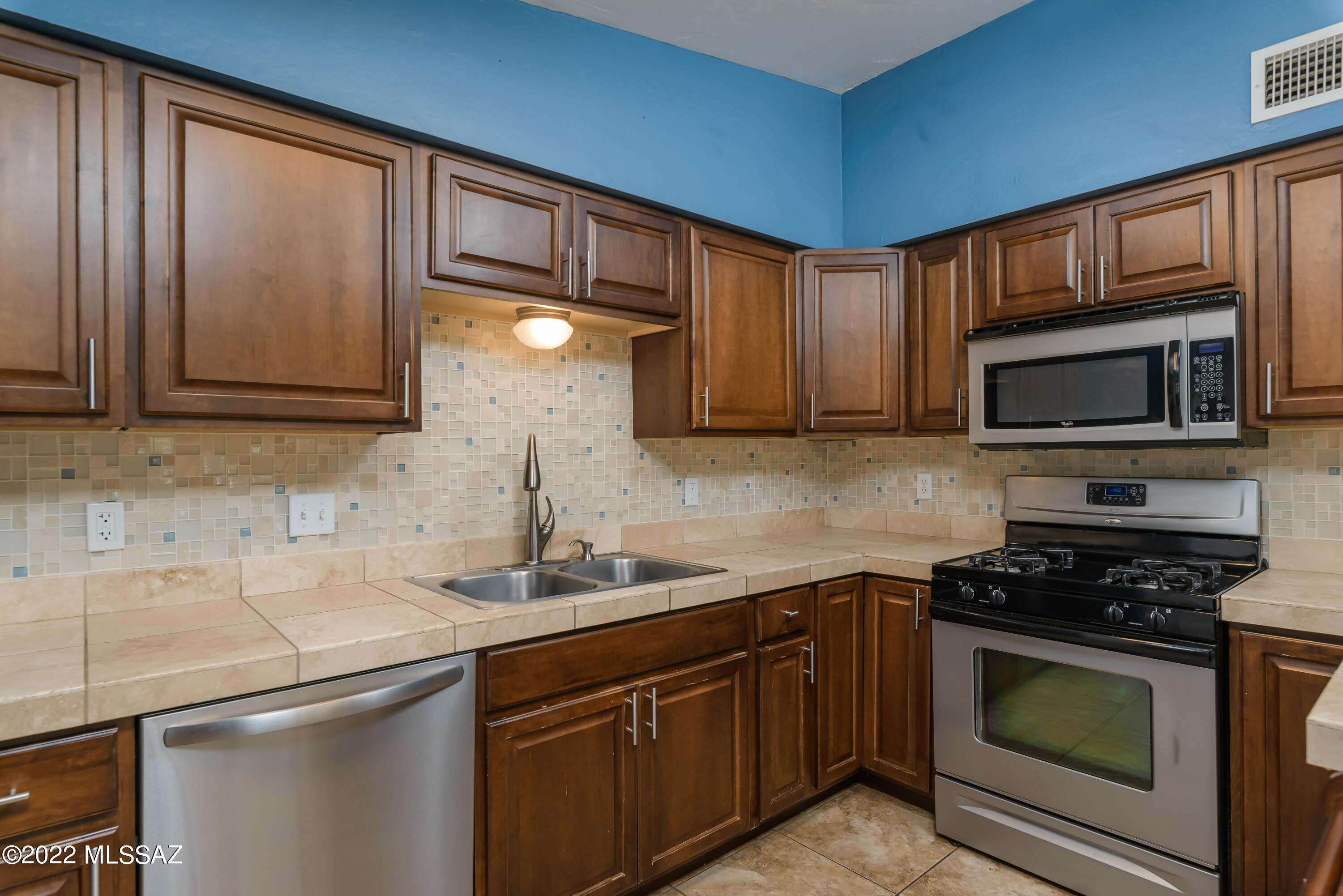 Miraflores Estates - Residential