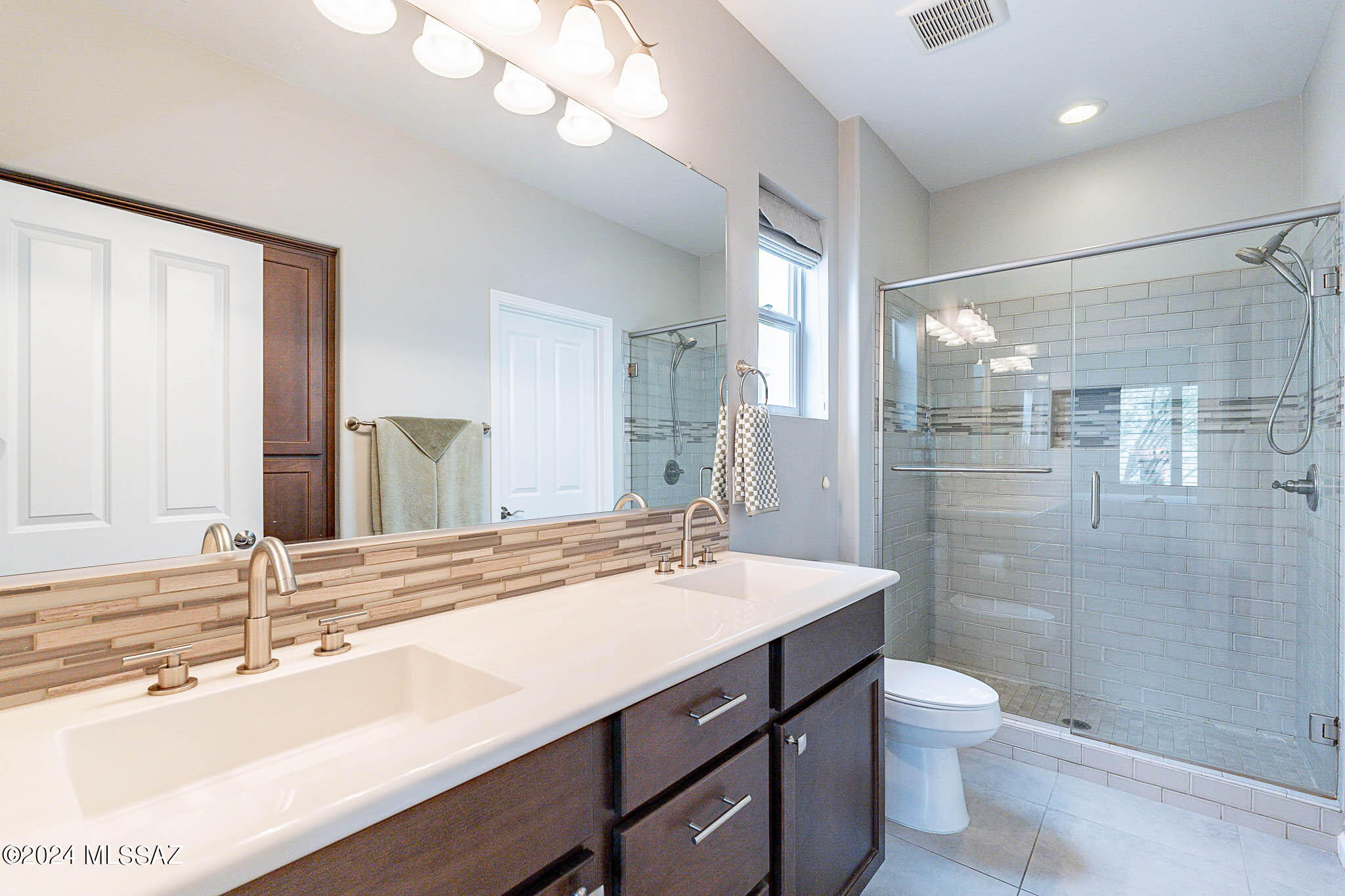 Quail Creek II Unit 33B SQ20161810746 - Residential