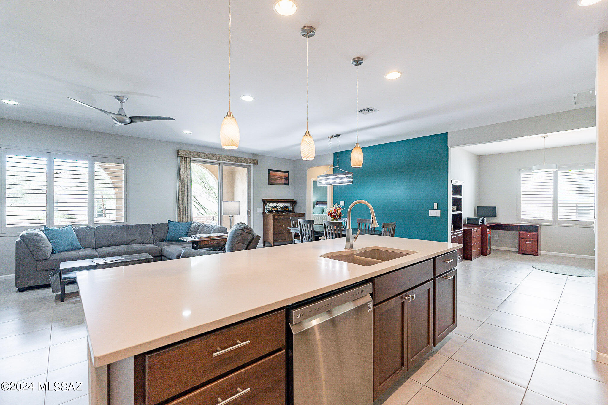 Quail Creek II Unit 33B SQ20161810746 - Residential