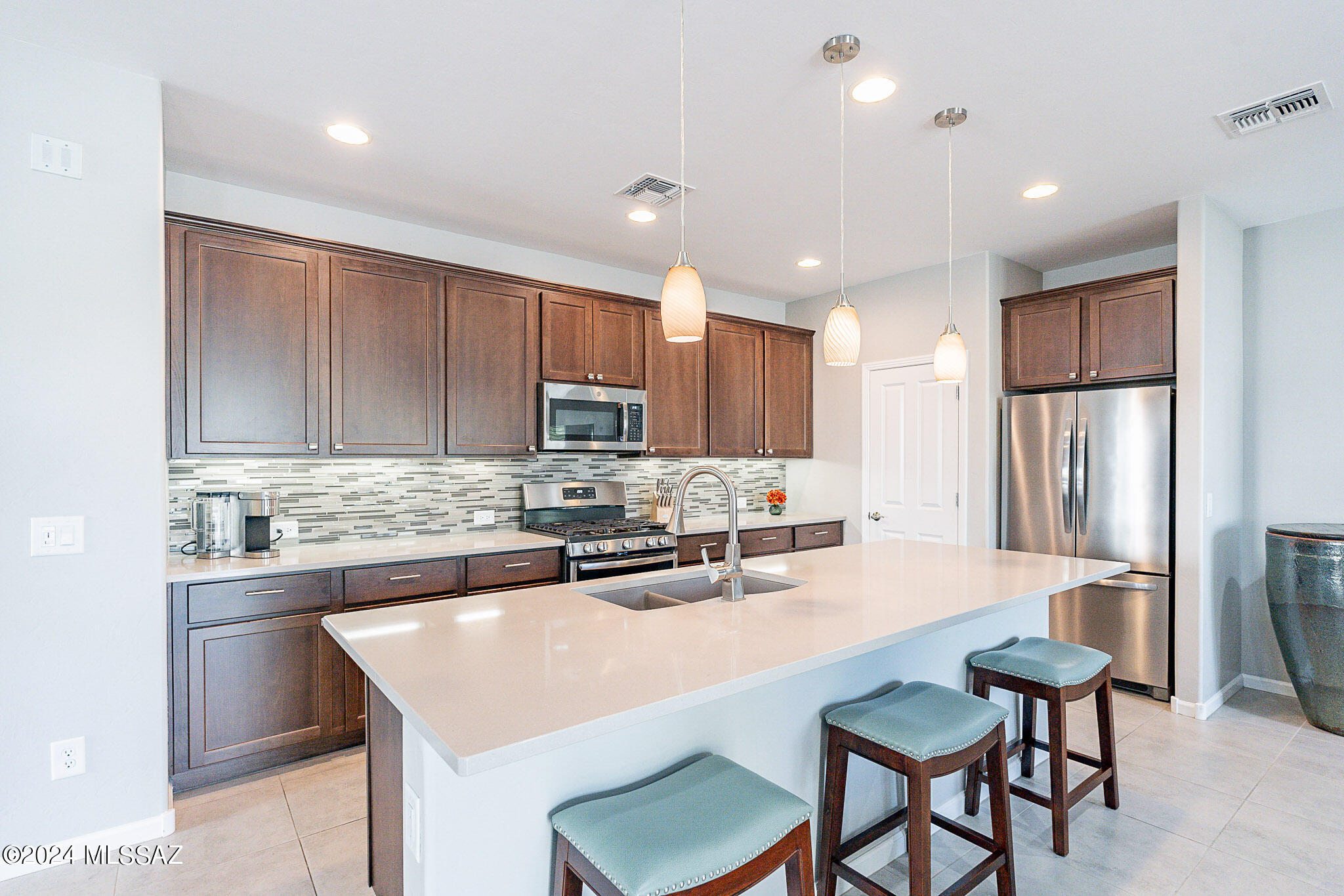 Quail Creek II Unit 33B SQ20161810746 - Residential