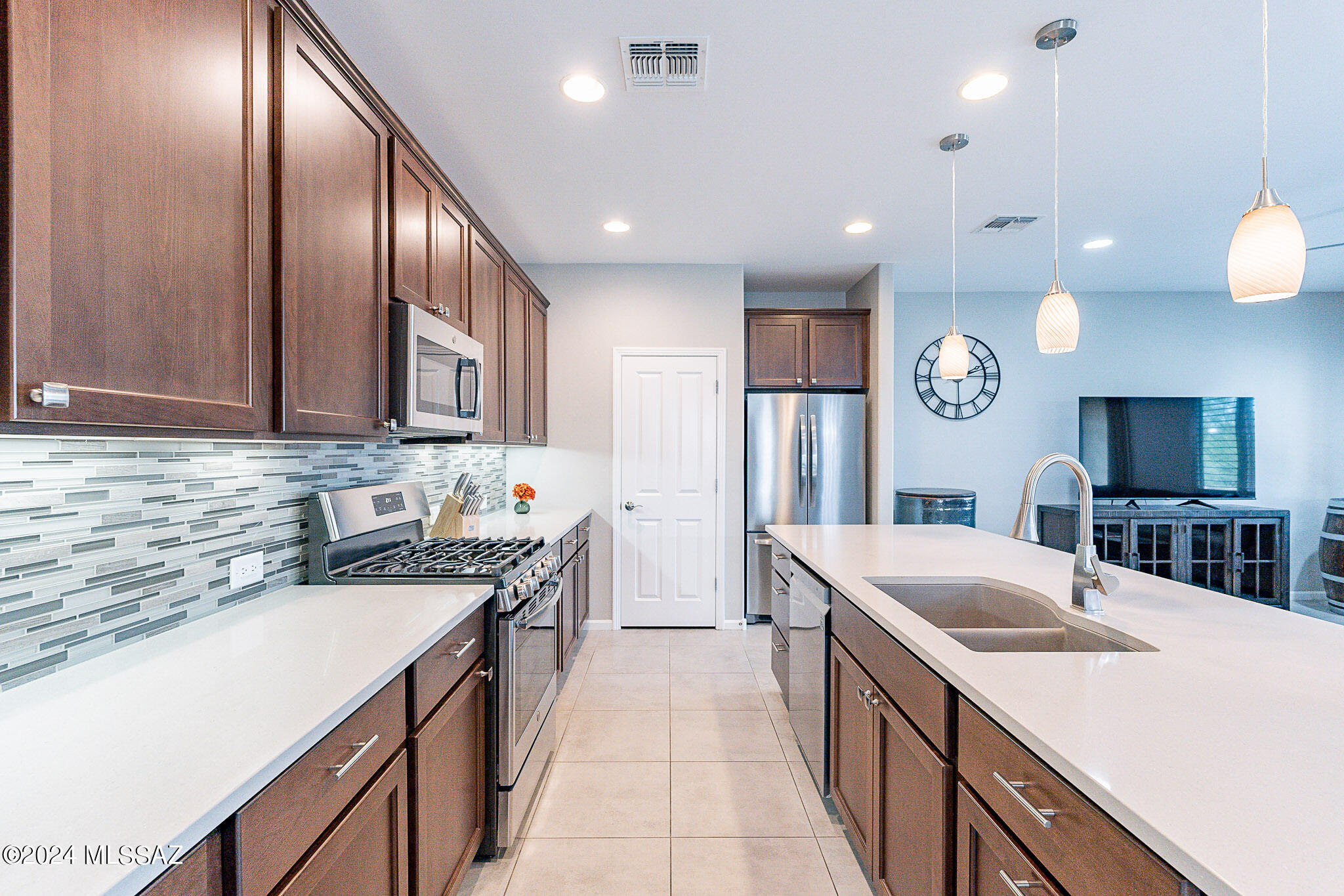 Quail Creek II Unit 33B SQ20161810746 - Residential