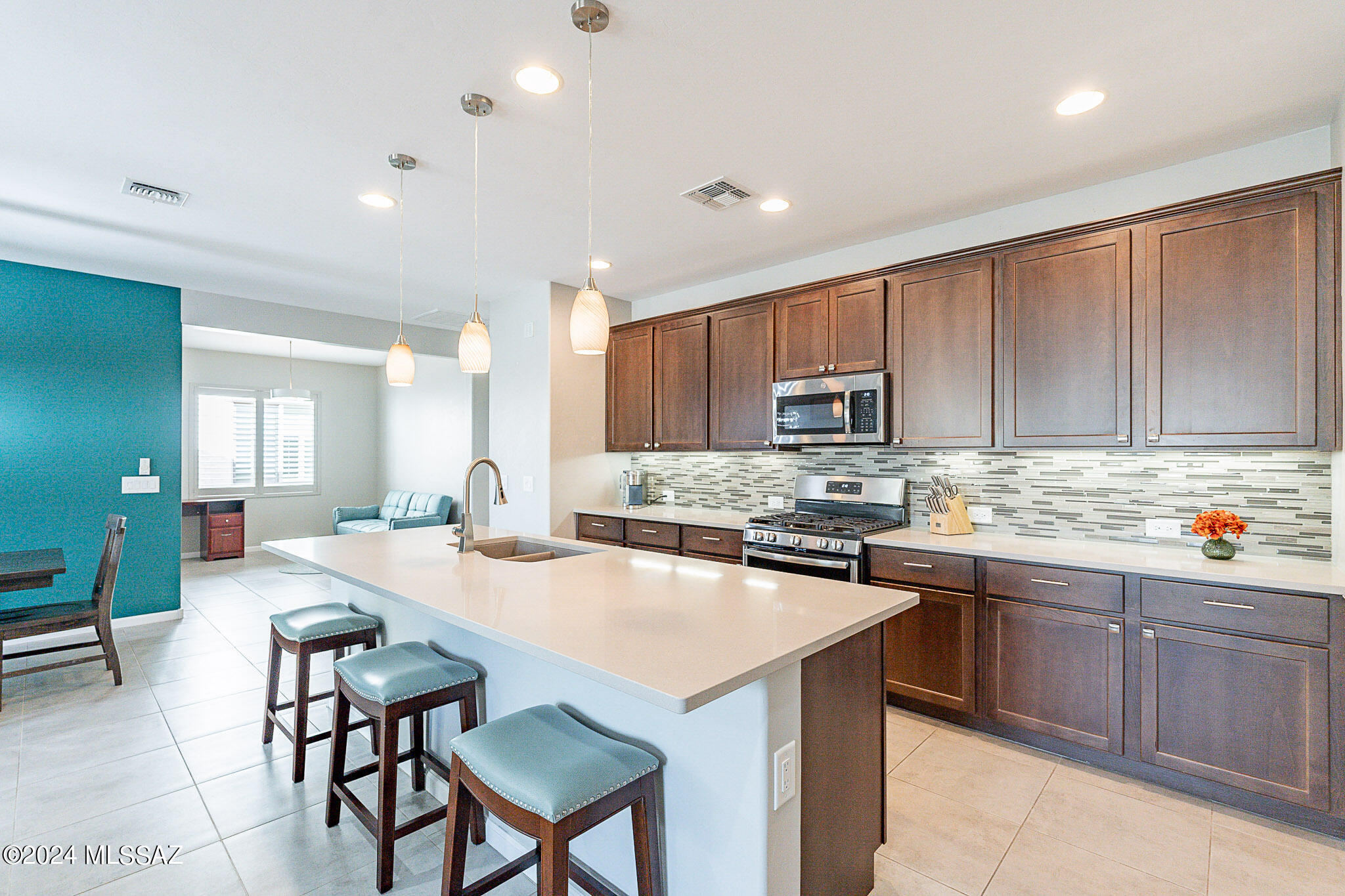 Quail Creek II Unit 33B SQ20161810746 - Residential