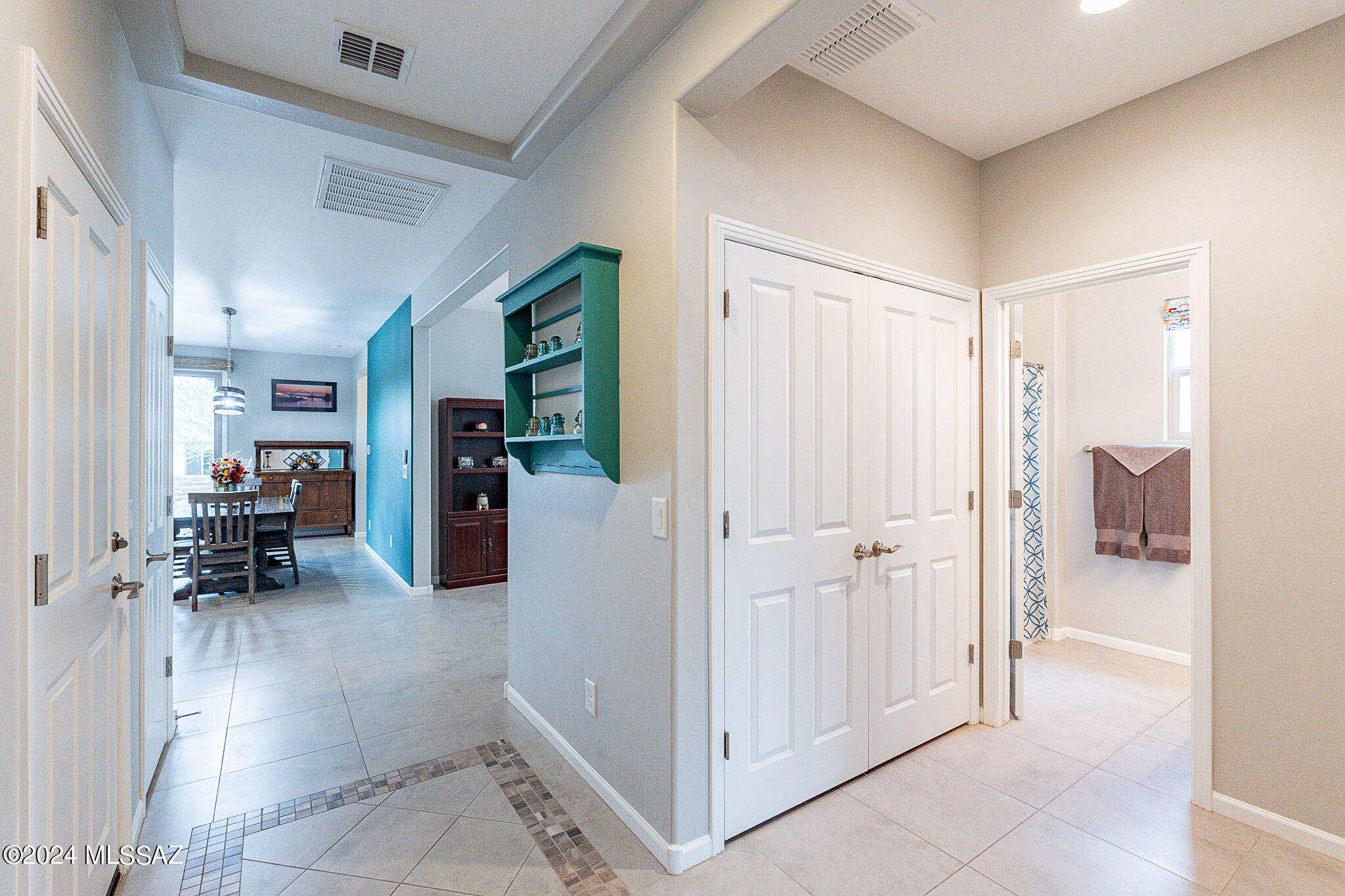 Quail Creek II Unit 33B SQ20161810746 - Residential