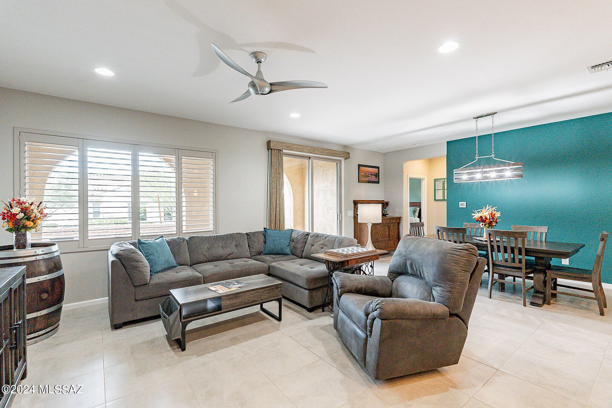 Quail Creek II Unit 33B SQ20161810746 - Residential