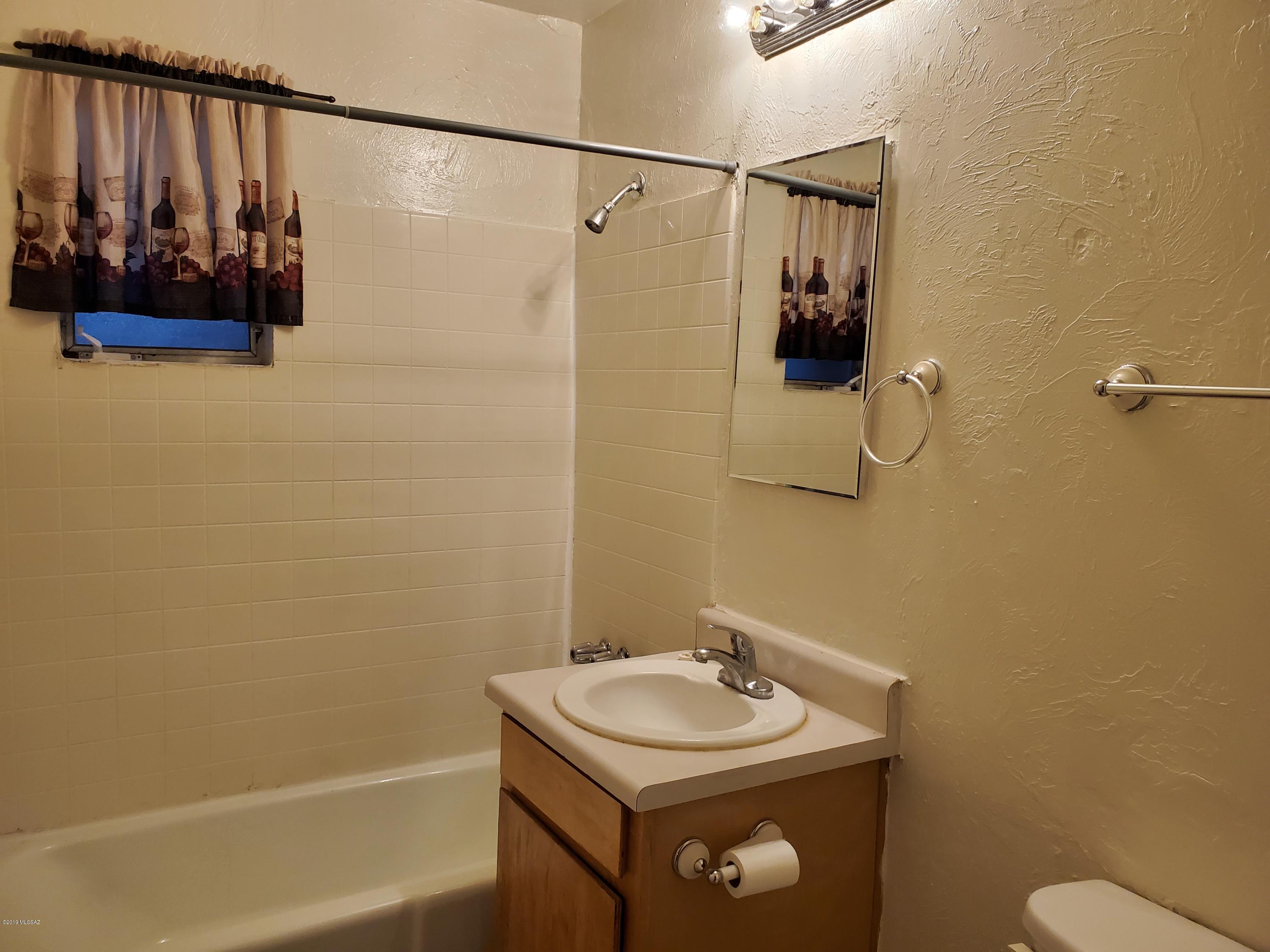 Tucson Heights - Residential Lease