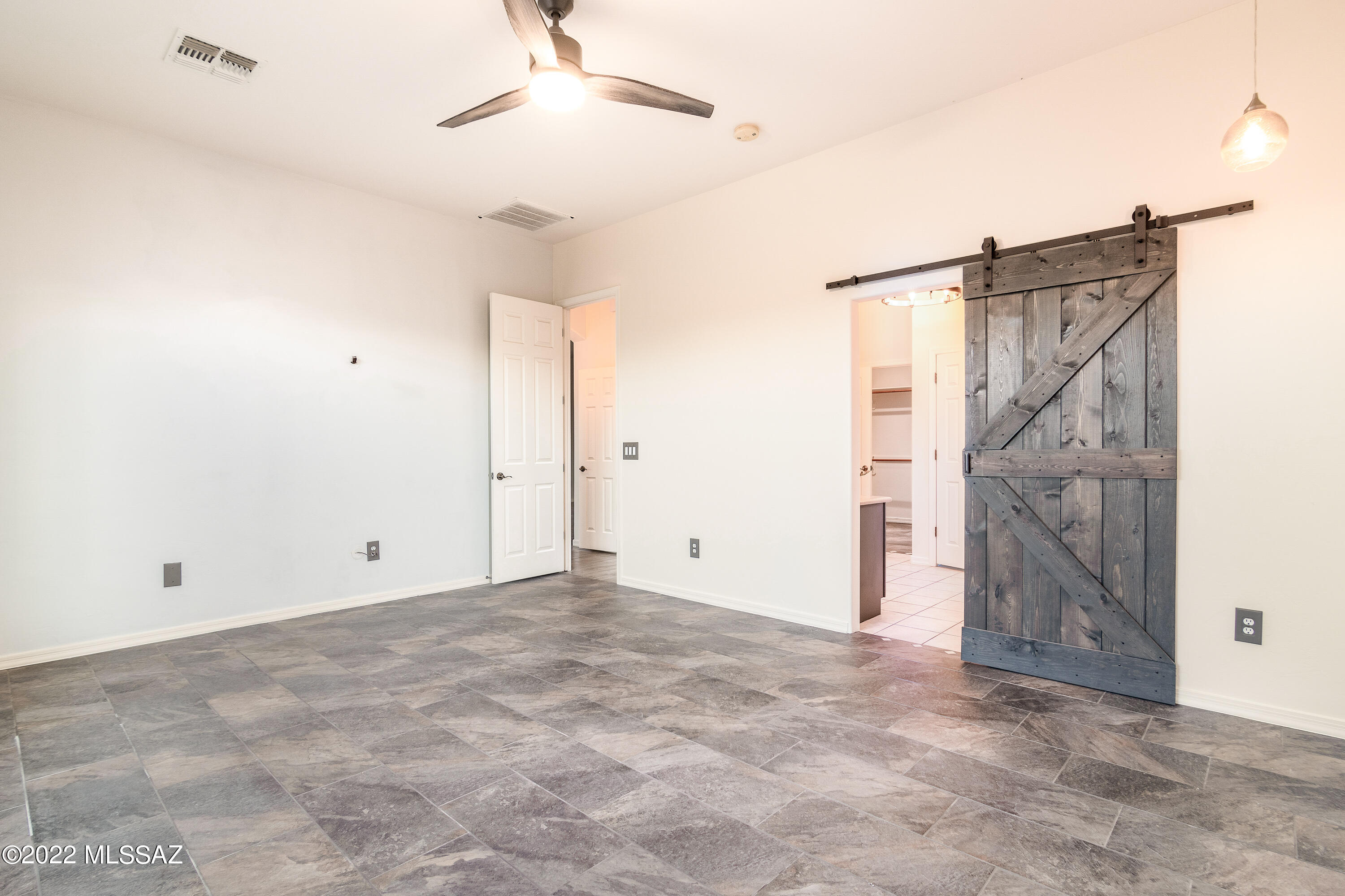 Continental Reserve Blk. 16A (1-111) - Residential
