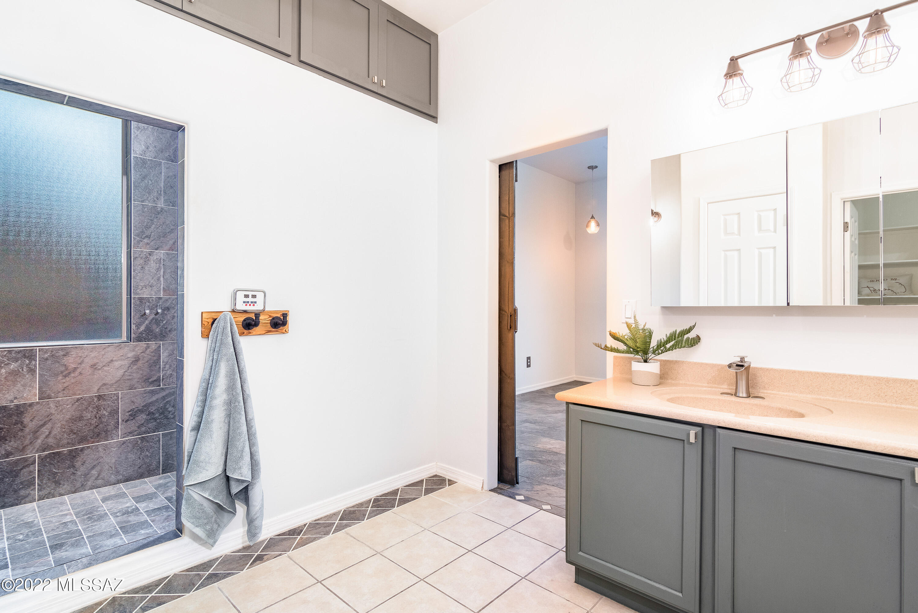Continental Reserve Blk. 16A (1-111) - Residential