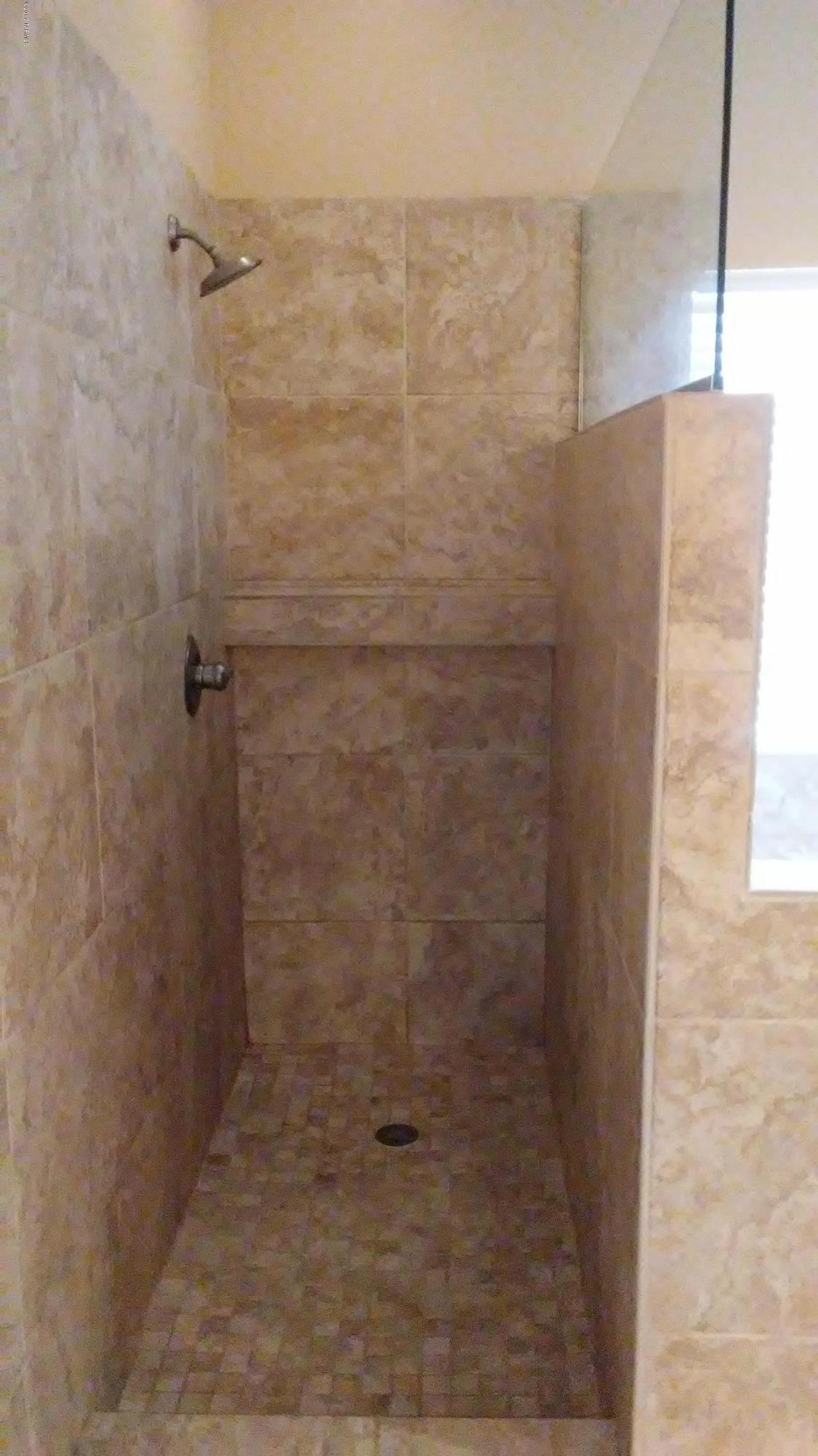 Encanto Canyon (1-85) - Residential Lease