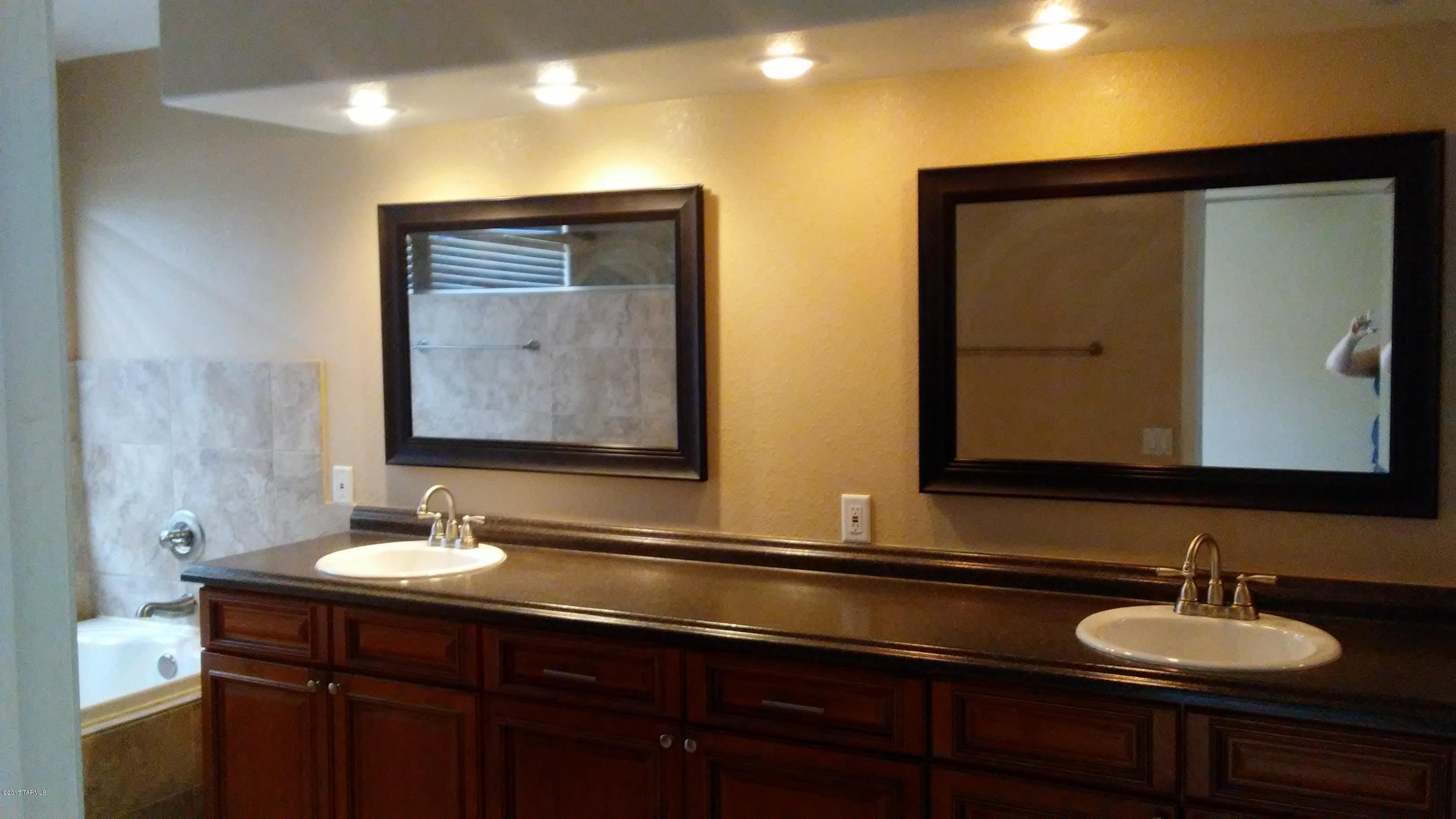 Encanto Canyon (1-85) - Residential Lease