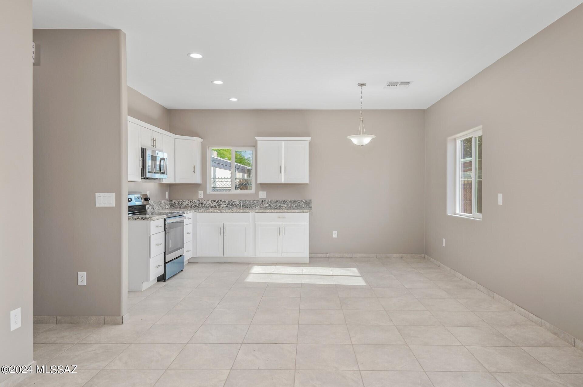 Bronx Park Addition - Residential Income