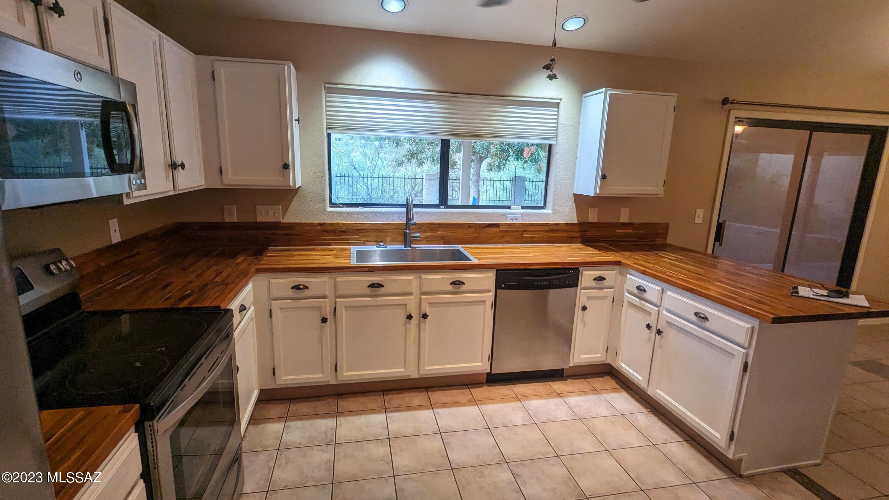 Masters Hill (1-50) - Residential Lease