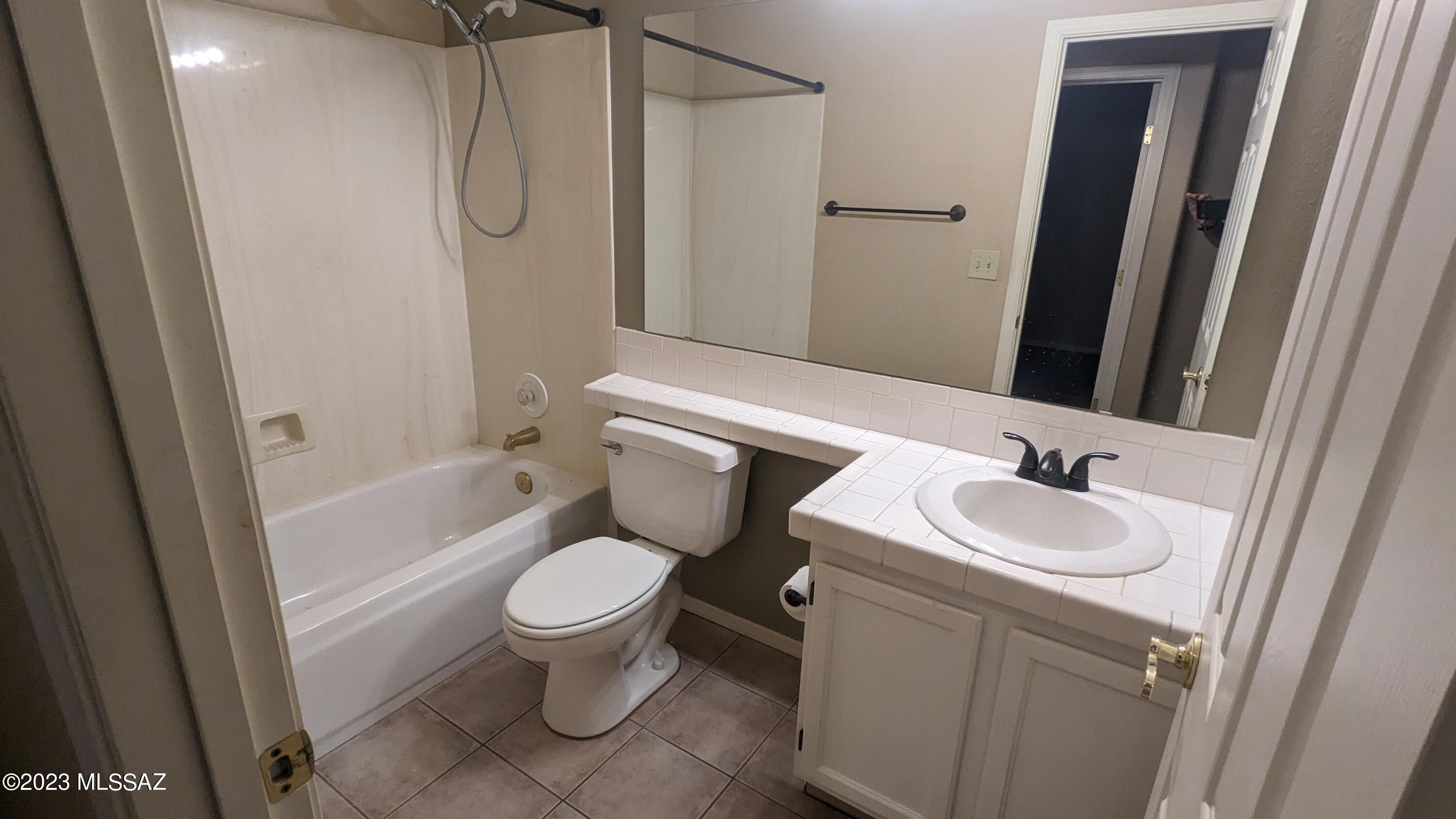 Masters Hill (1-50) - Residential Lease