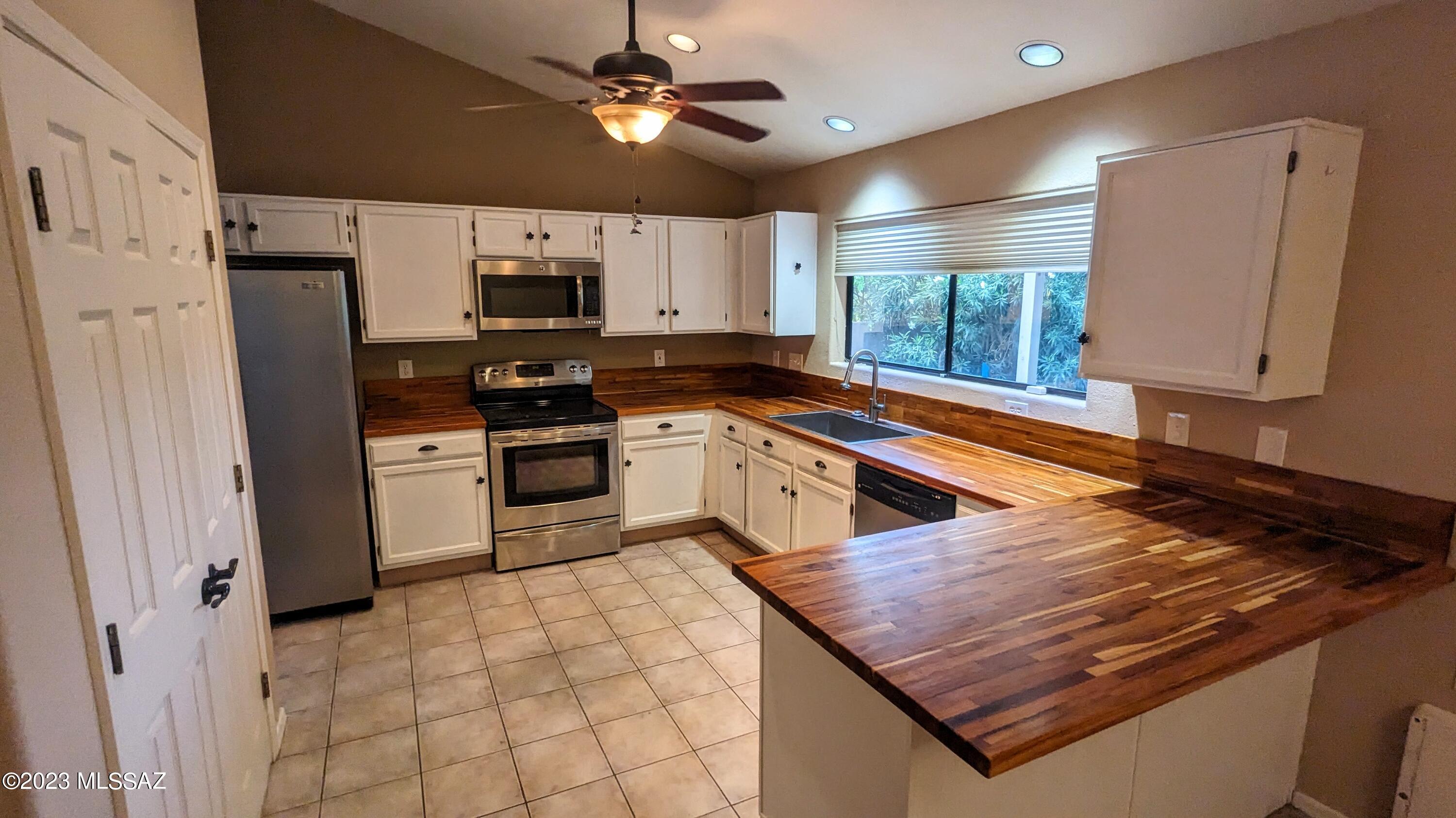 Masters Hill (1-50) - Residential Lease