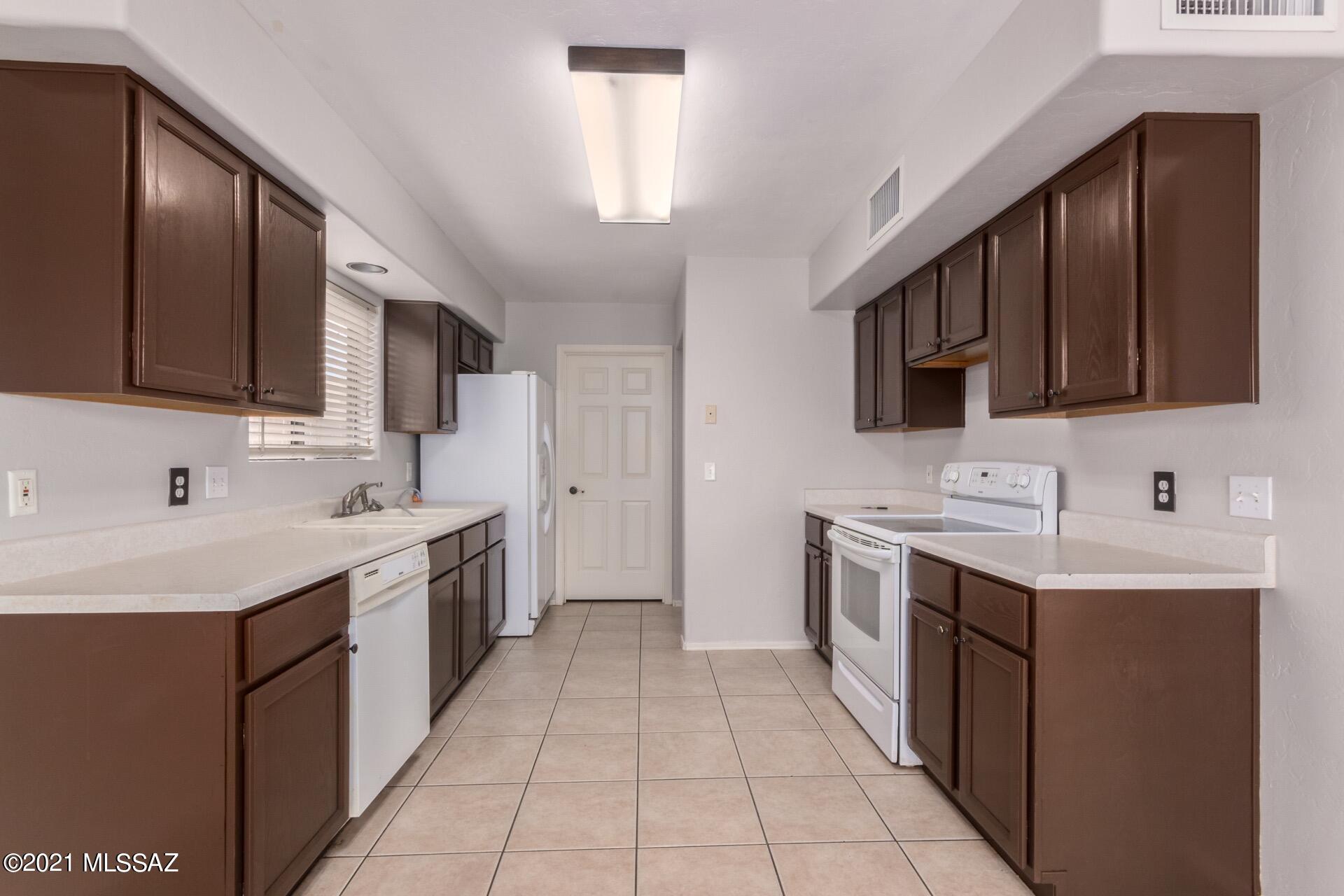 Glenbrook South (1-12) - Residential