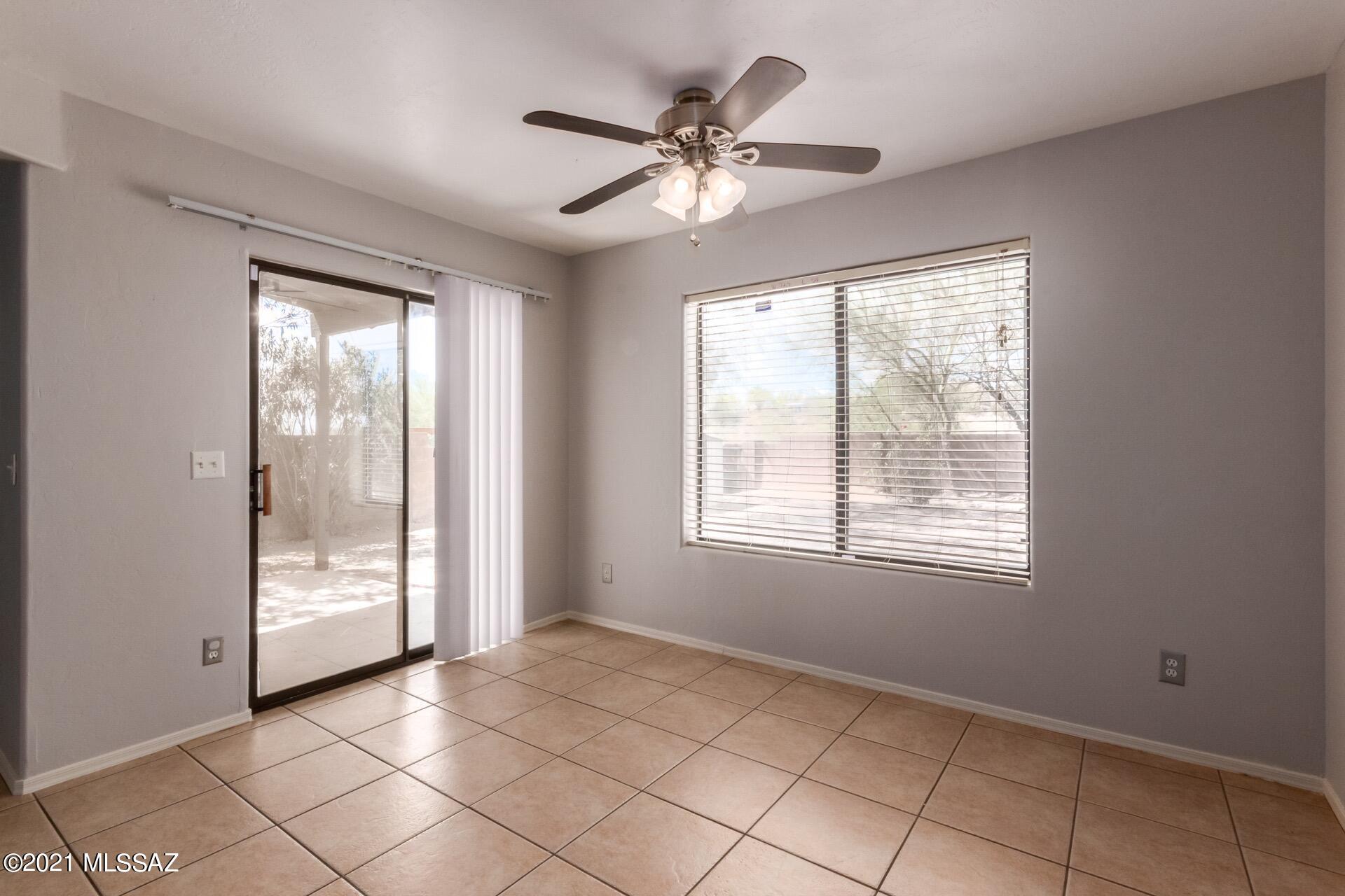 Glenbrook South (1-12) - Residential