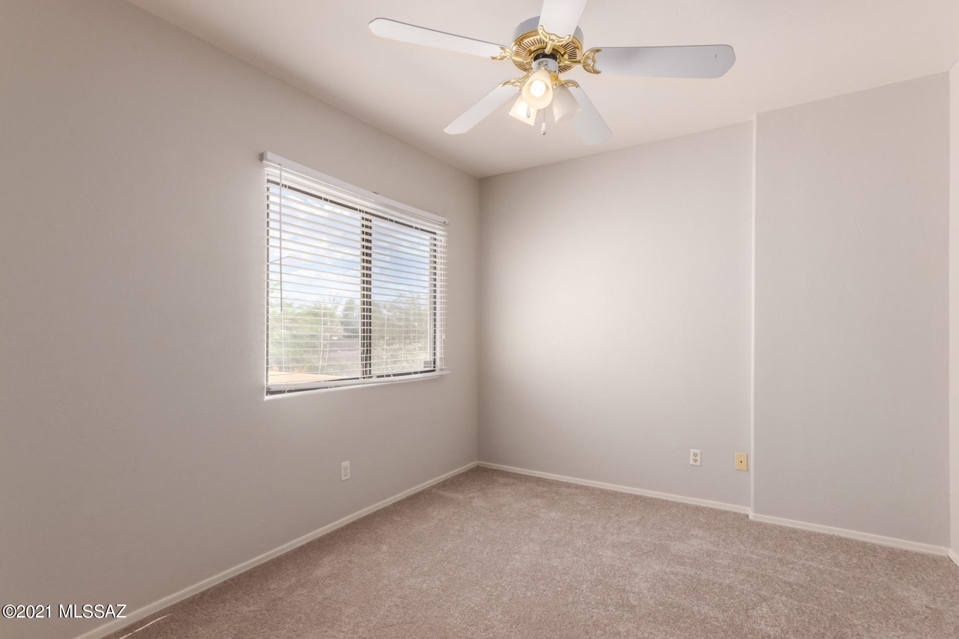 Glenbrook South (1-12) - Residential