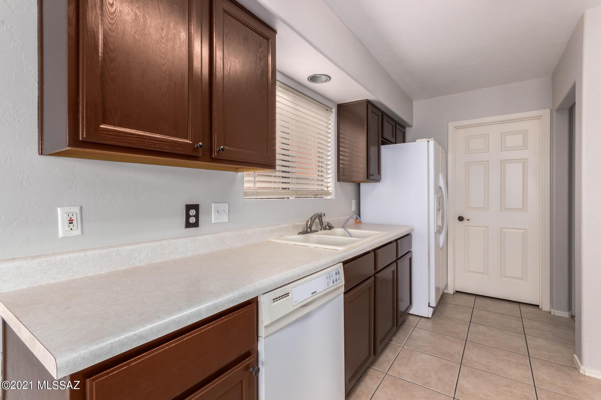 Glenbrook South (1-12) - Residential