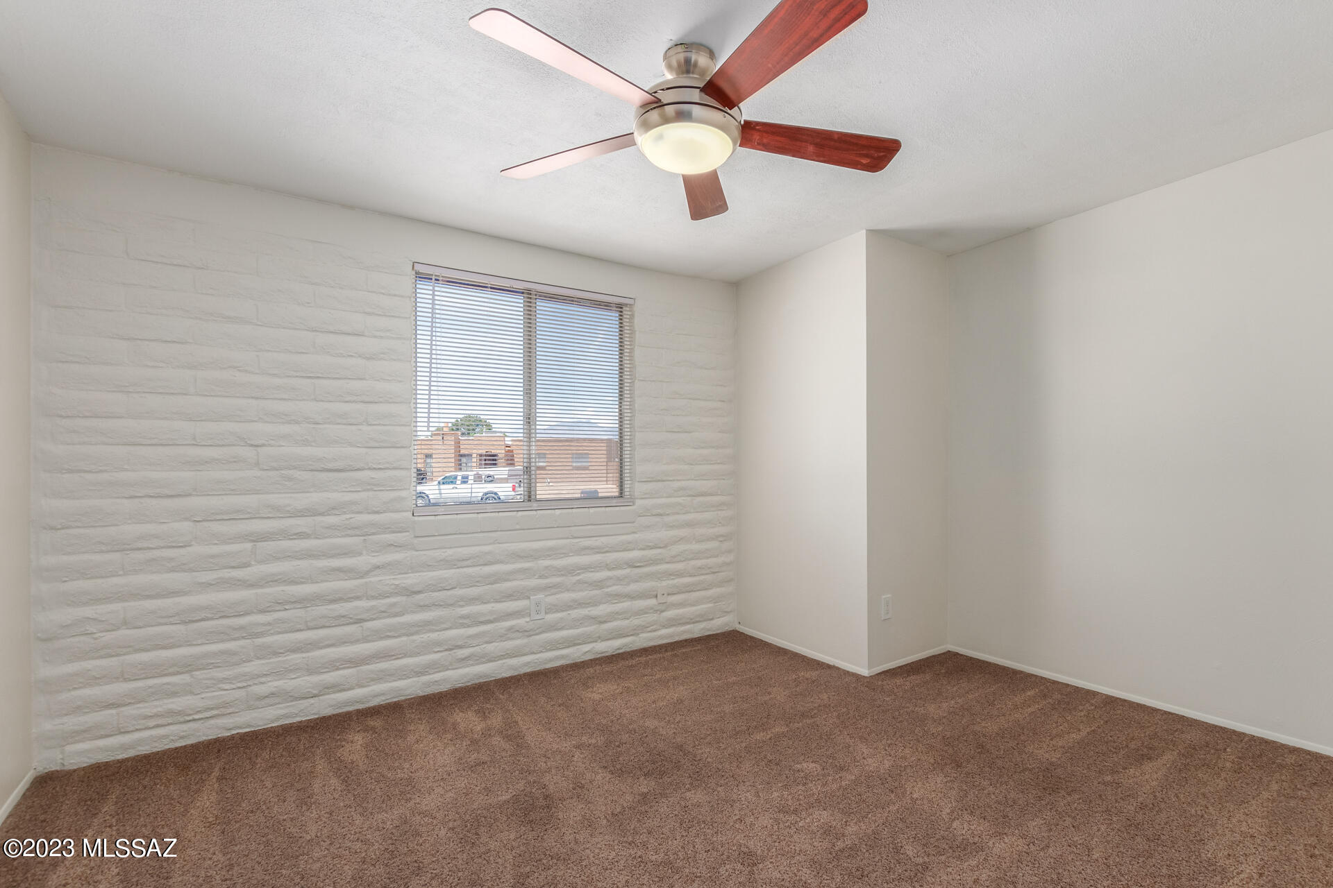 Pine Grove (171-383) - Residential
