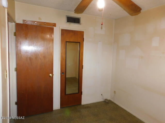 Braewood Terrace (1-107) - Residential