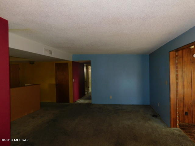 Braewood Terrace (1-107) - Residential