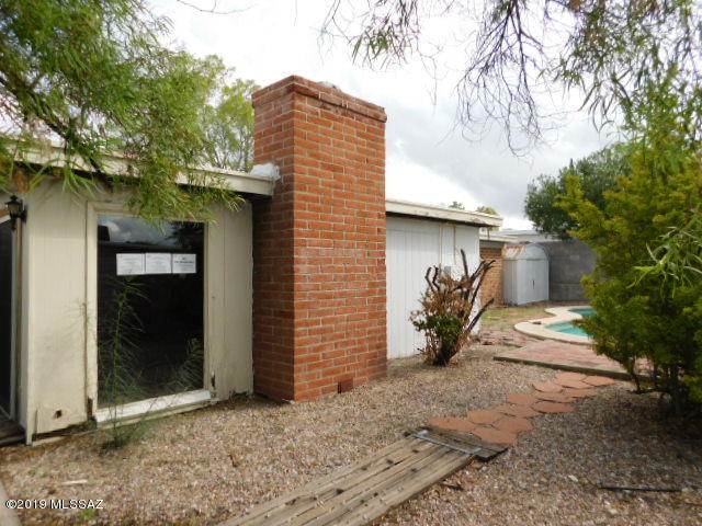 Braewood Terrace (1-107) - Residential