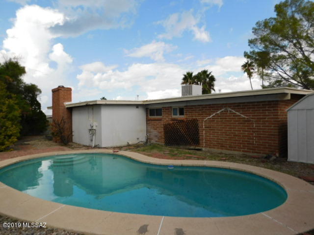 Braewood Terrace (1-107) - Residential
