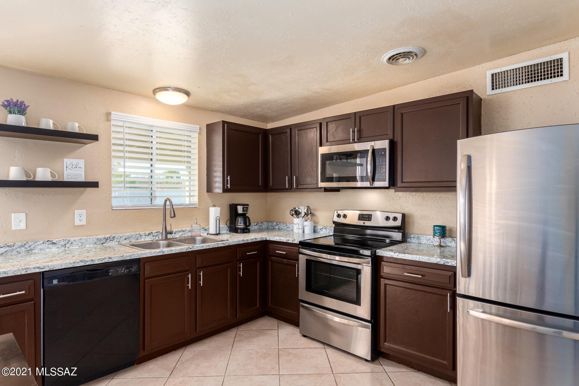 Carson Park (1-65) - Residential