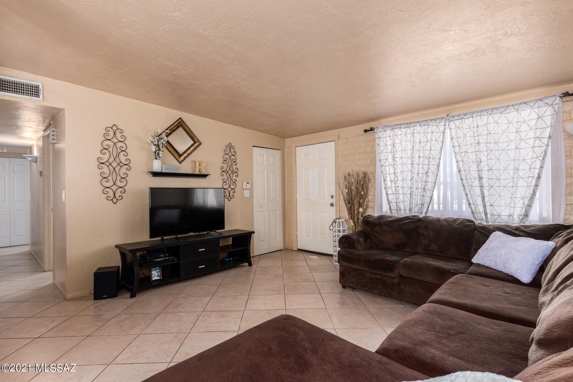 Carson Park (1-65) - Residential