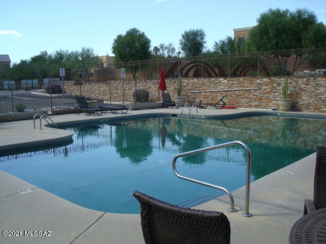 River Walk (1-140) - Residential