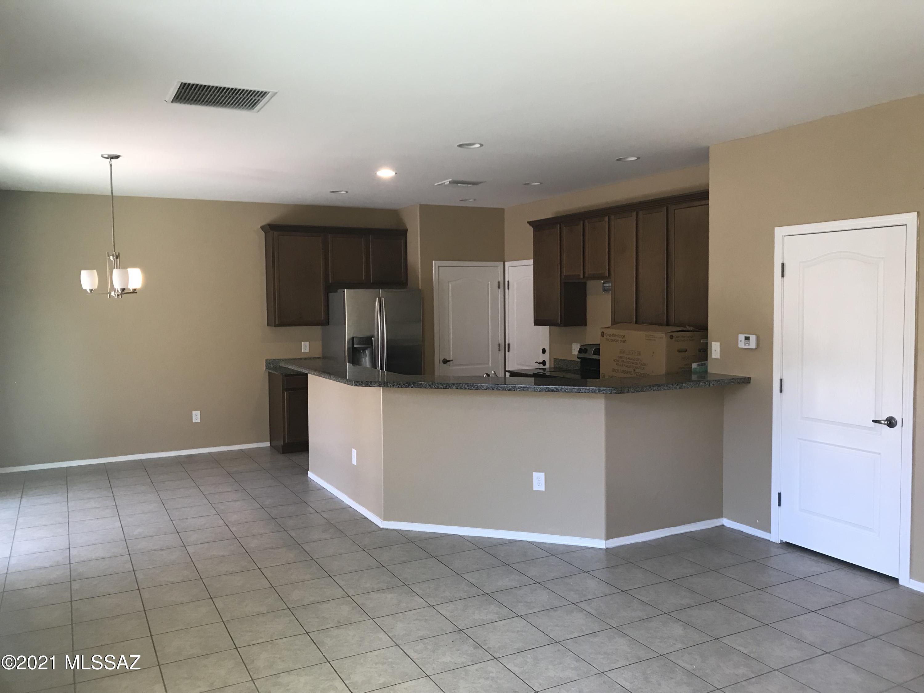 River Walk (1-140) - Residential