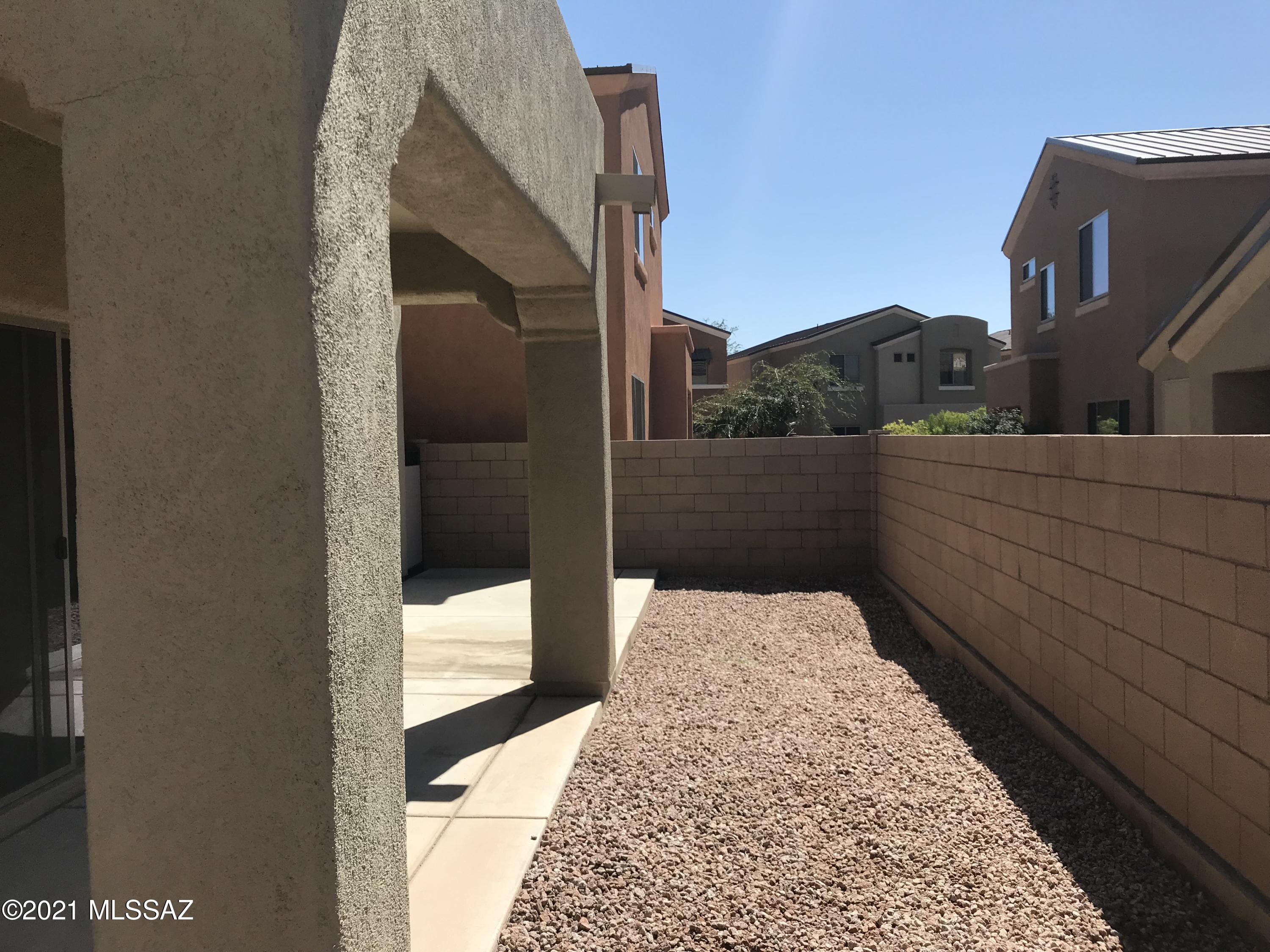 River Walk (1-140) - Residential