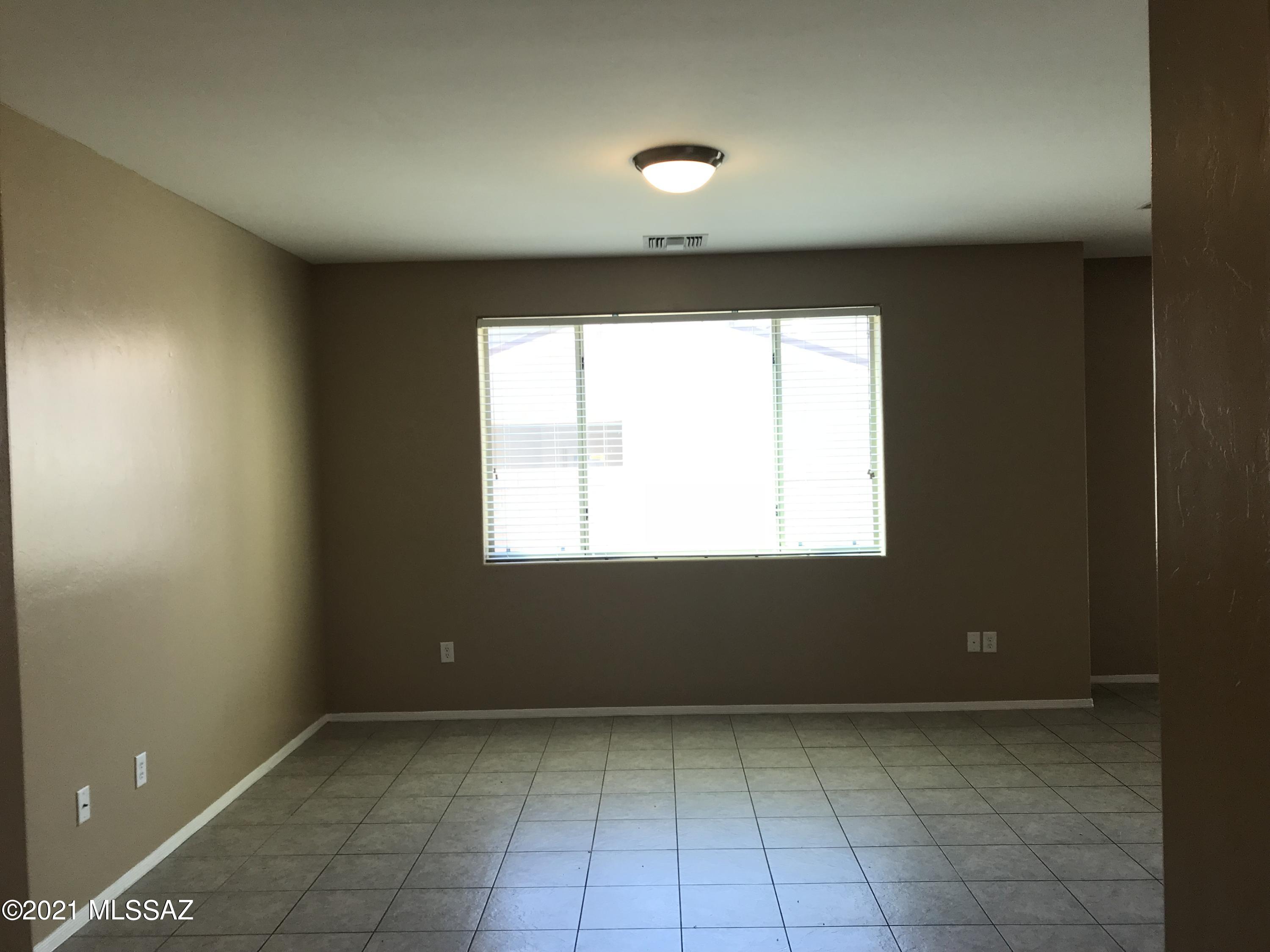 River Walk (1-140) - Residential