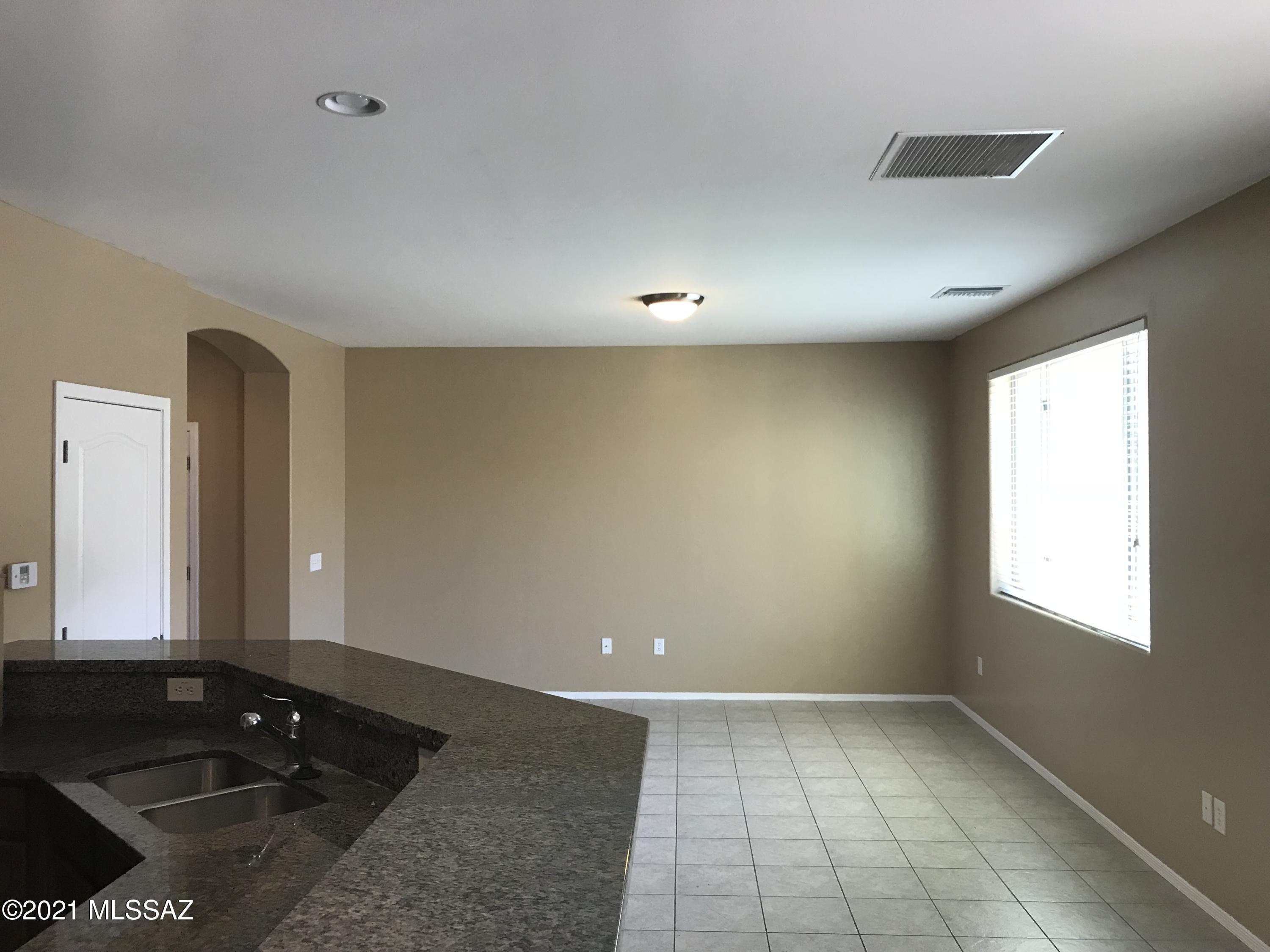 River Walk (1-140) - Residential