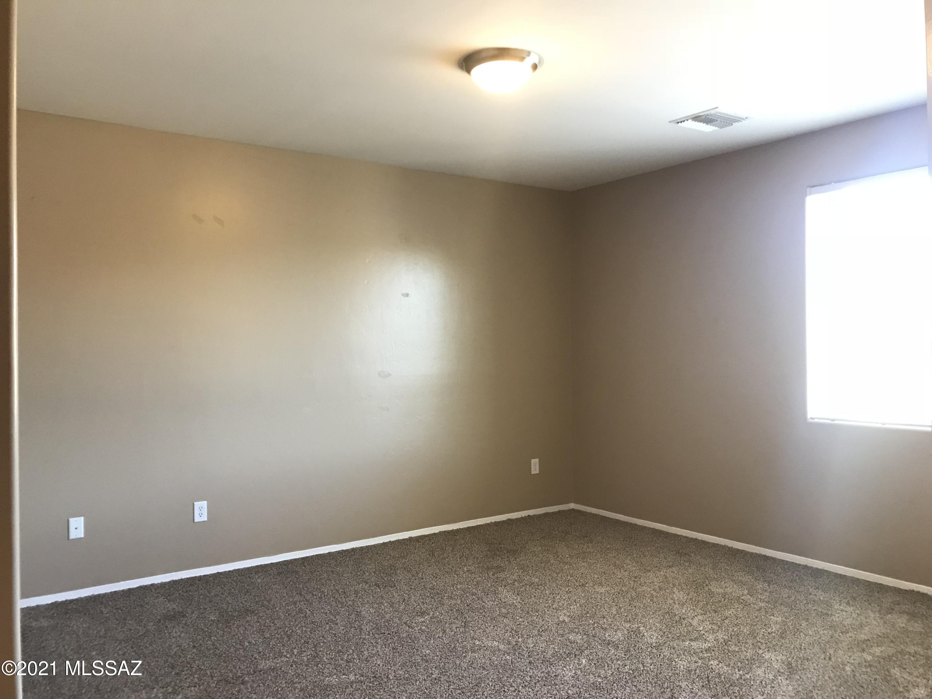 River Walk (1-140) - Residential