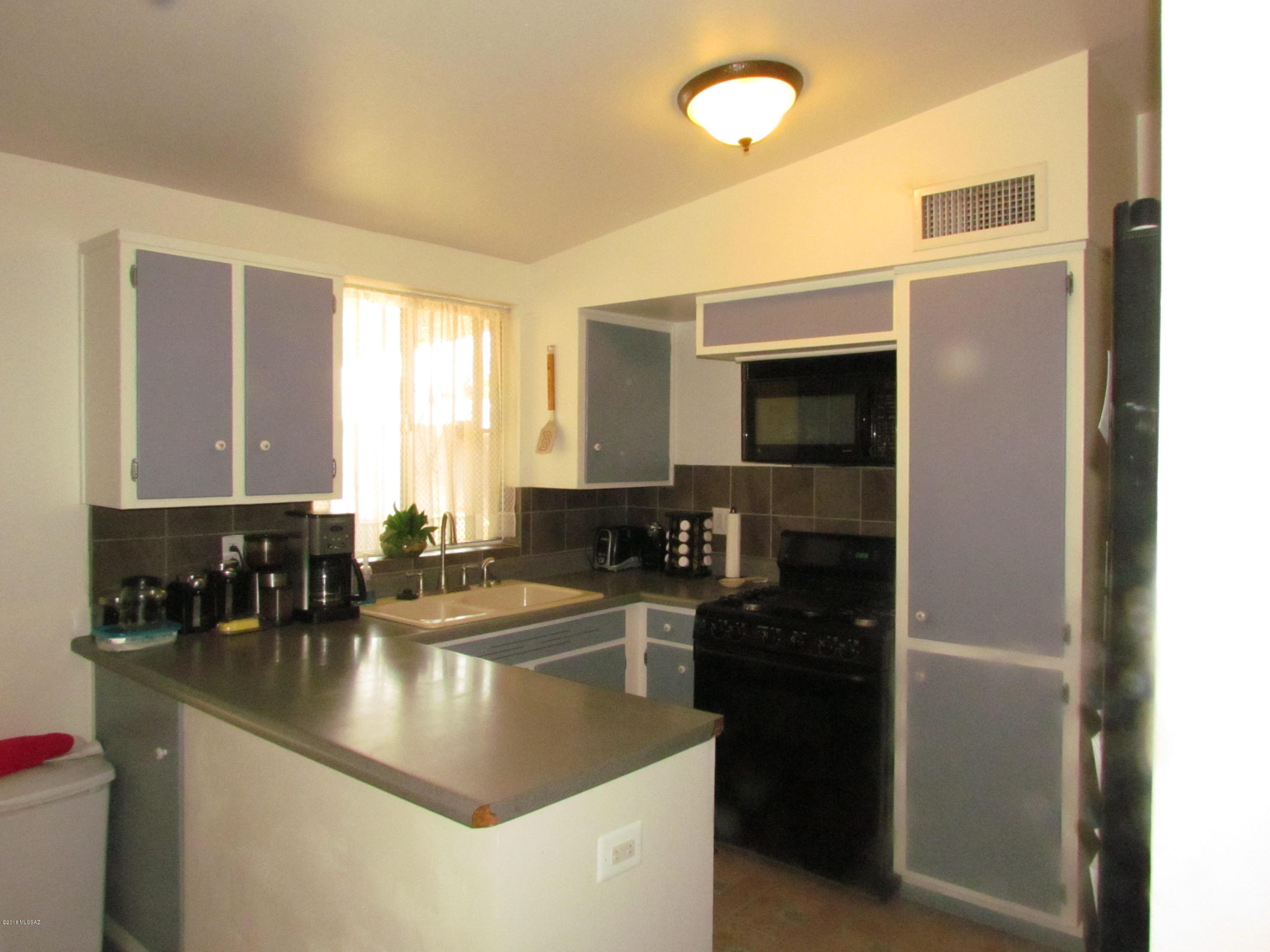 Longview Estates (108-193) - Residential