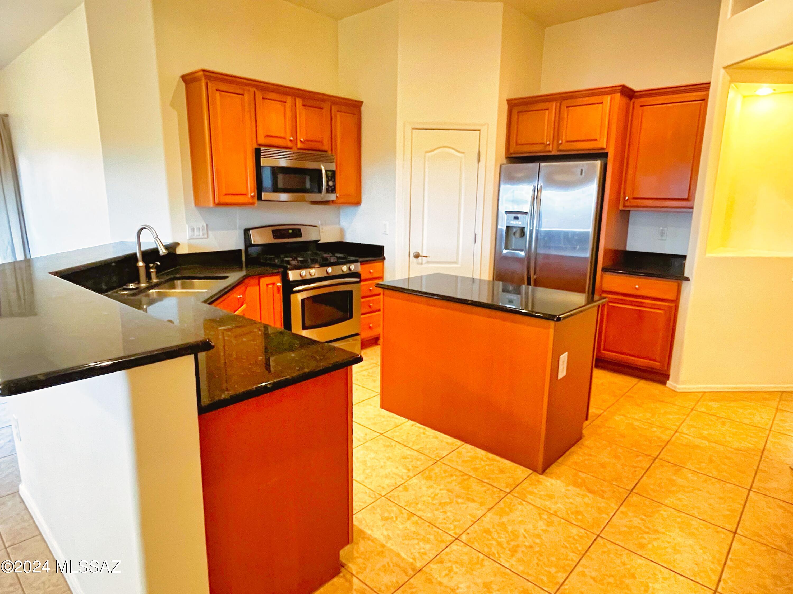 Empire Vista (1-153) - Residential Lease