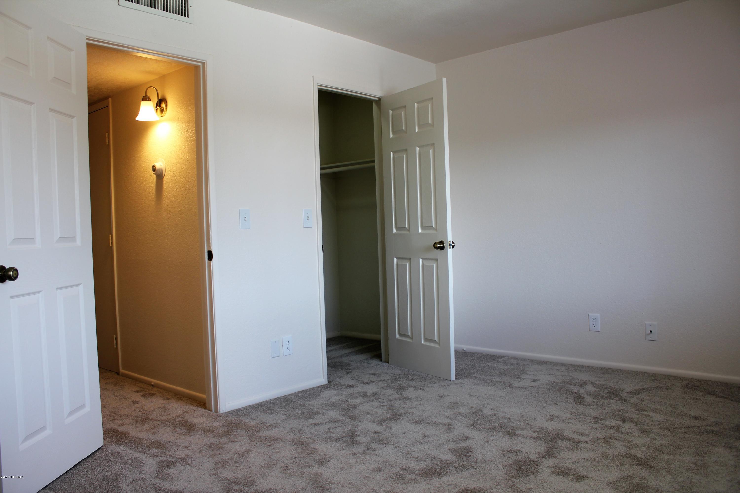 Euclid Point Condos (1-25) - Residential