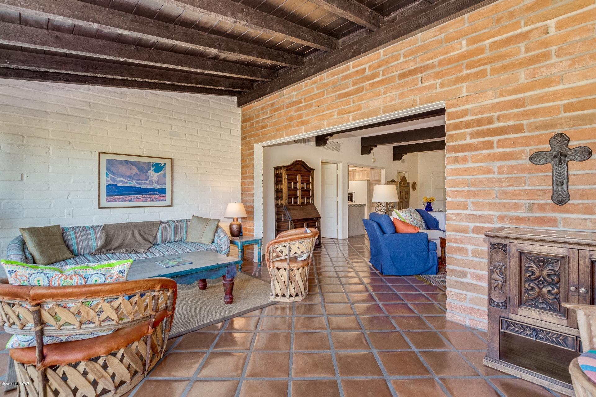 Centro Villas - Residential