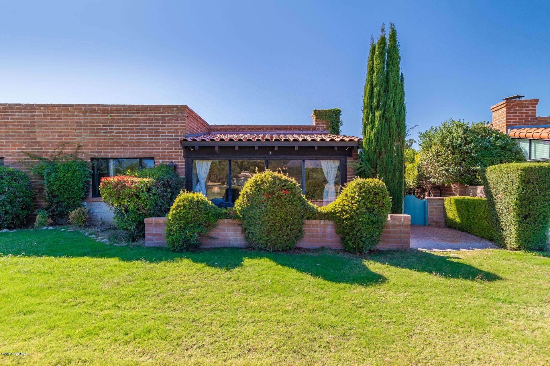 Centro Villas - Residential