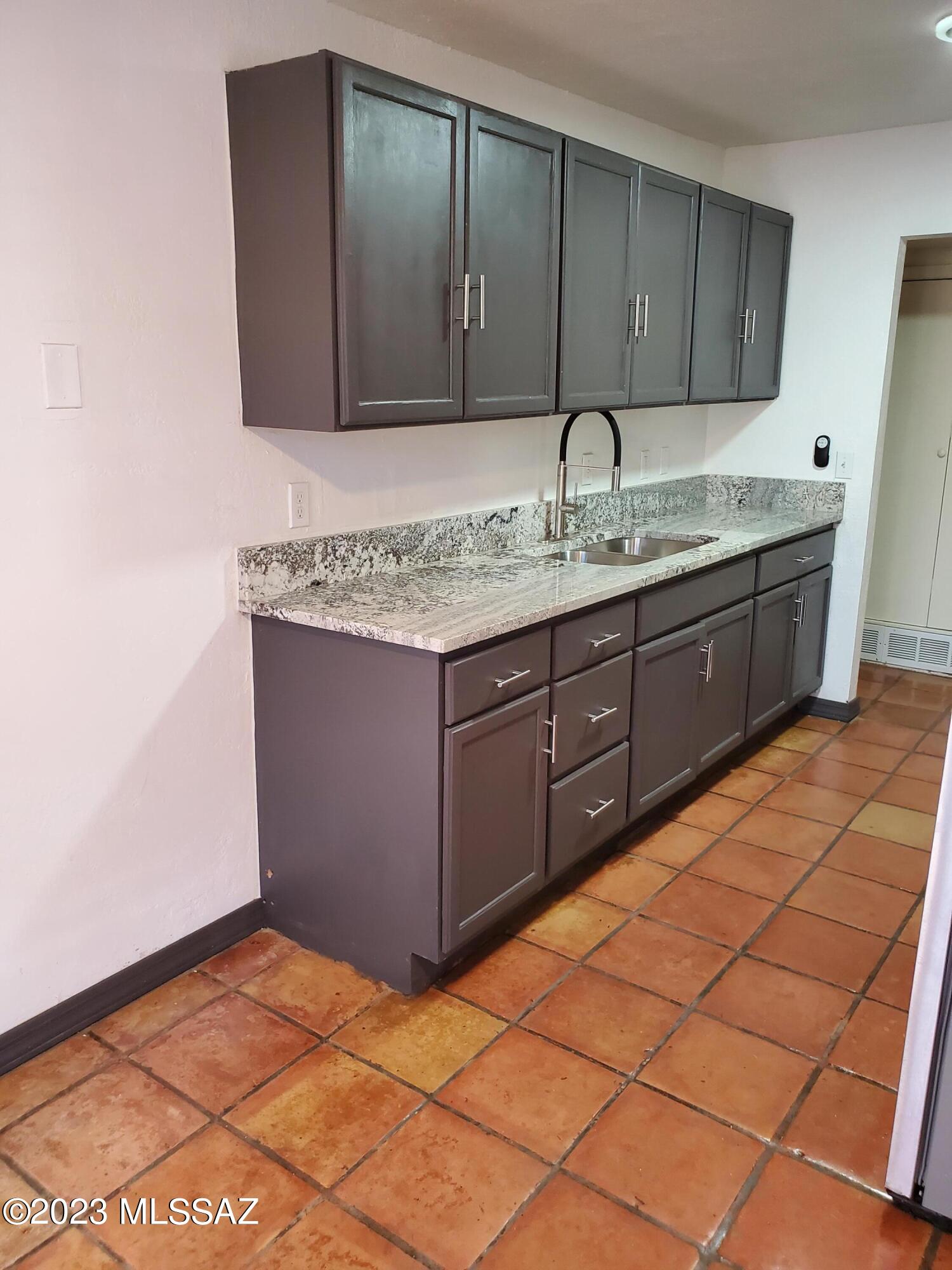 Mission Heights (306-355) - Residential