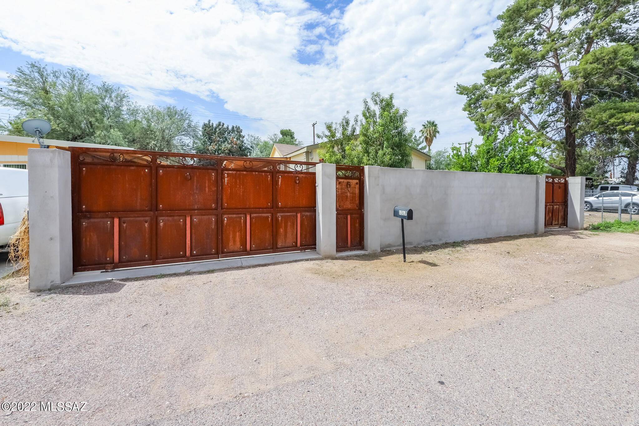 Riverside Gardens - Residential
